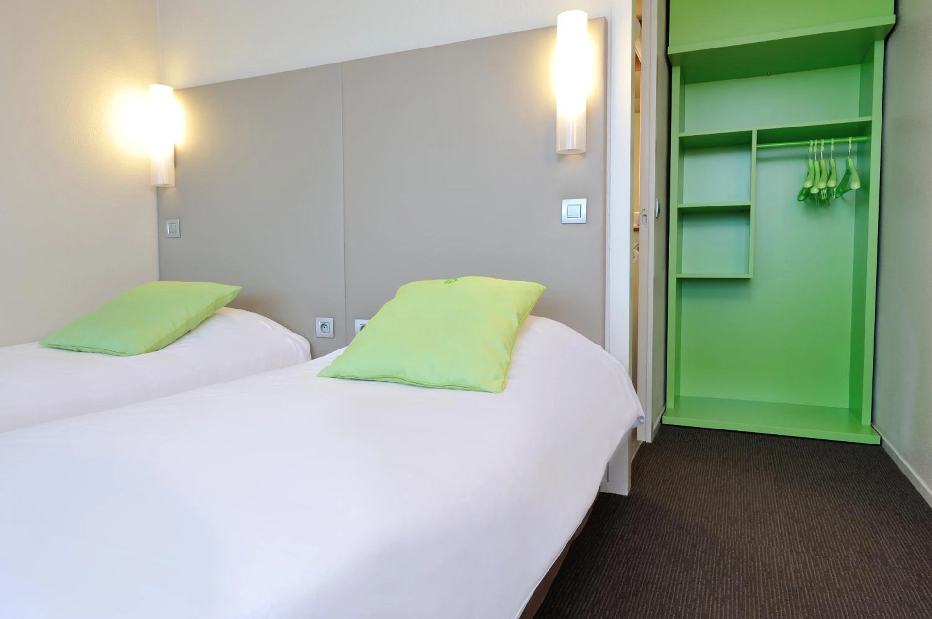 Ambiance de travail pour séminaire d'entreprise à Campanile Reims Est - Taissy - Reims