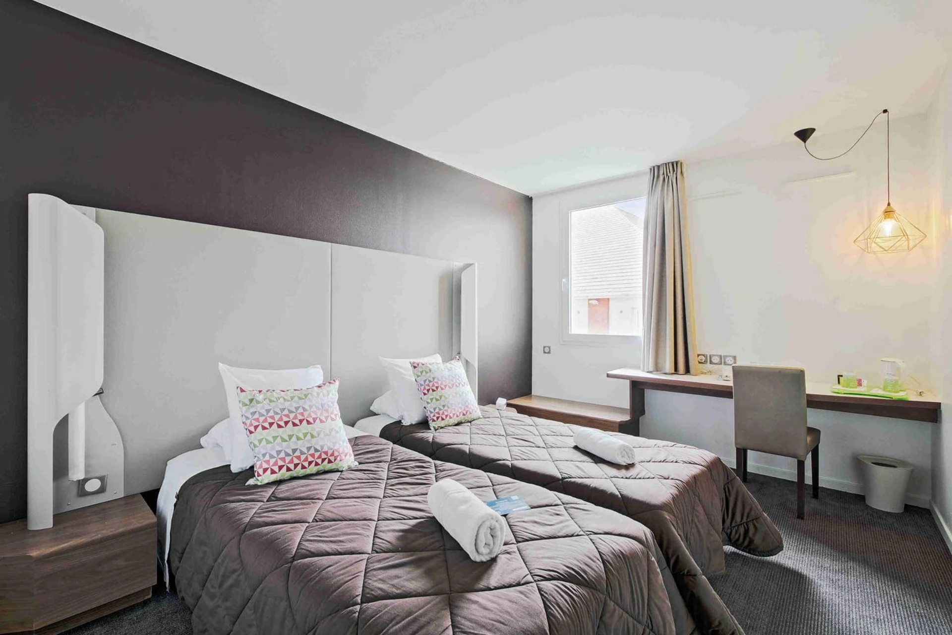 Chambre disponible pour un séminaire d'entreprise à Campanile Roissy - Aéroport CDG - Le Mesnil Amelot - Le Mesnil-Amelot