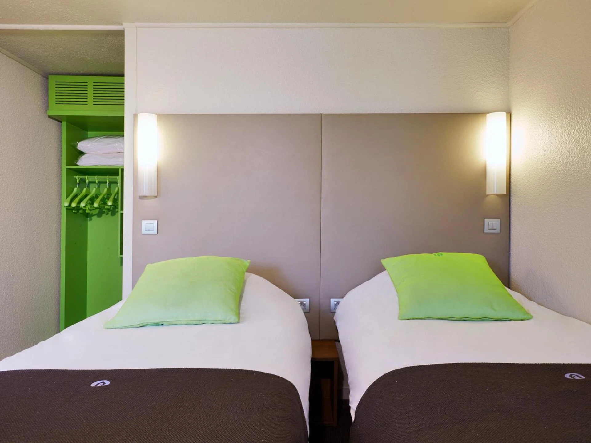 Chambre disponible pour un séminaire d'entreprise à Campanile Saint-Etienne Est- Saint-Chamond - Saint-Chamond