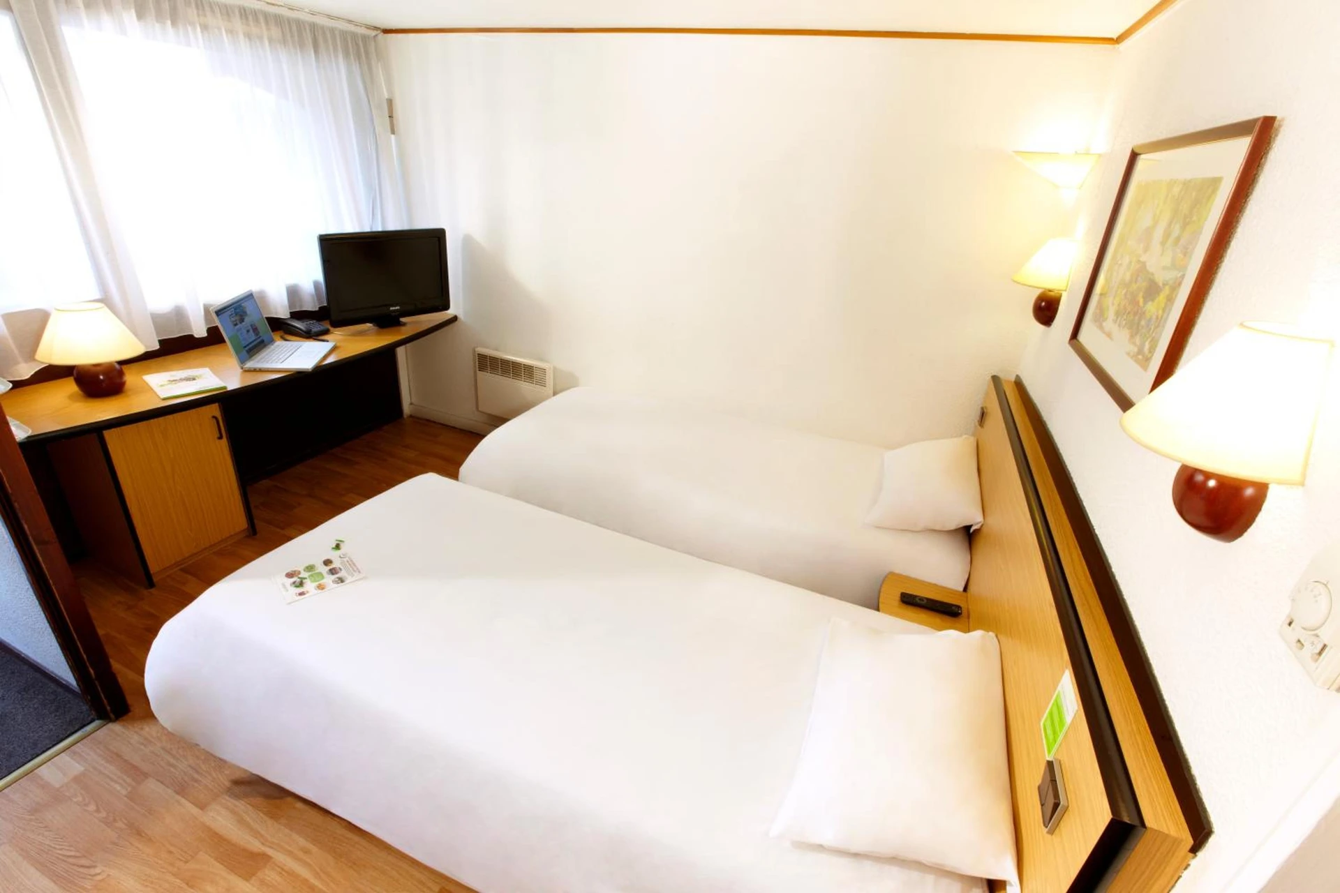 Magnifique chambre pour un séminaire d'entreprise à Campanile Saint-Nazaire ~ Trignac - Trignac