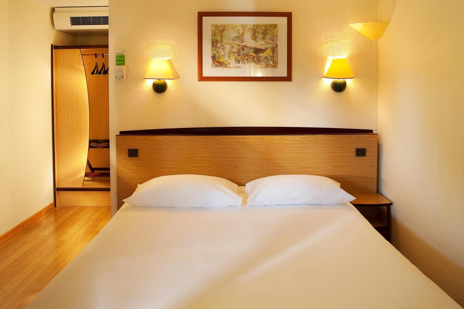 Chambre disponible pour un séminaire d'entreprise à Campanile Saintes - Saintes