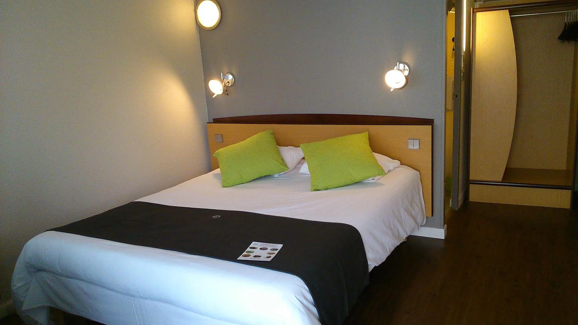 Chambre disponible pour un séminaire d'entreprise à Campanile Saumur - Saumur