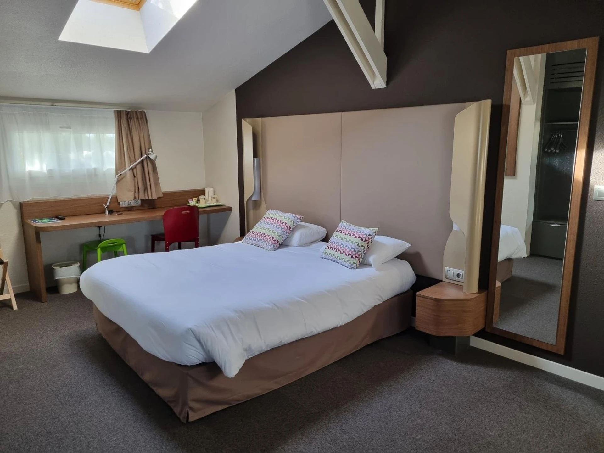 Chambre disponible pour un séminaire d'entreprise à Campanile Toulouse - Blagnac Aéroport - Blagnac