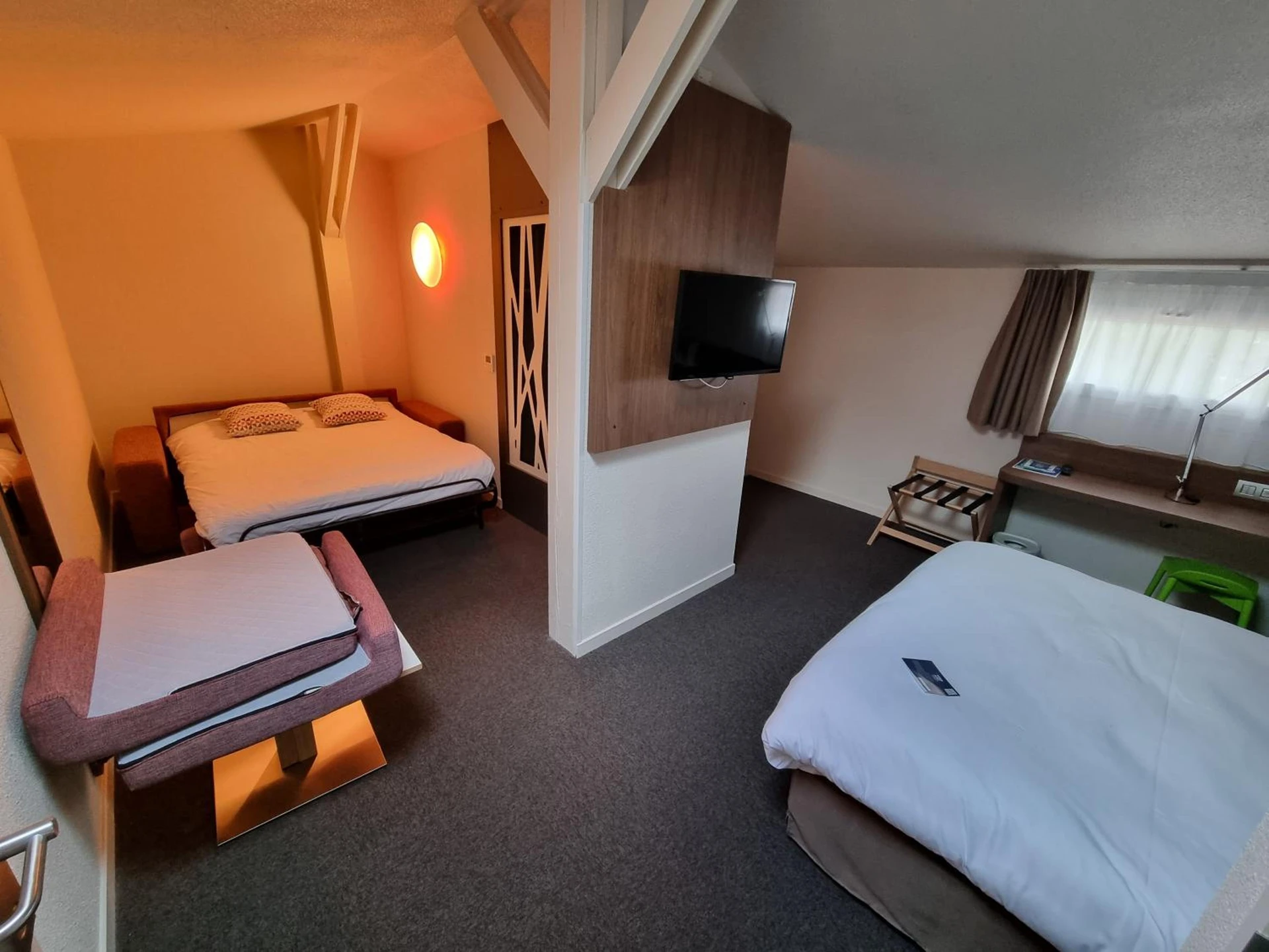 Chambre disponible pour un séminaire d'entreprise à Campanile Toulouse - Blagnac Aéroport - Blagnac