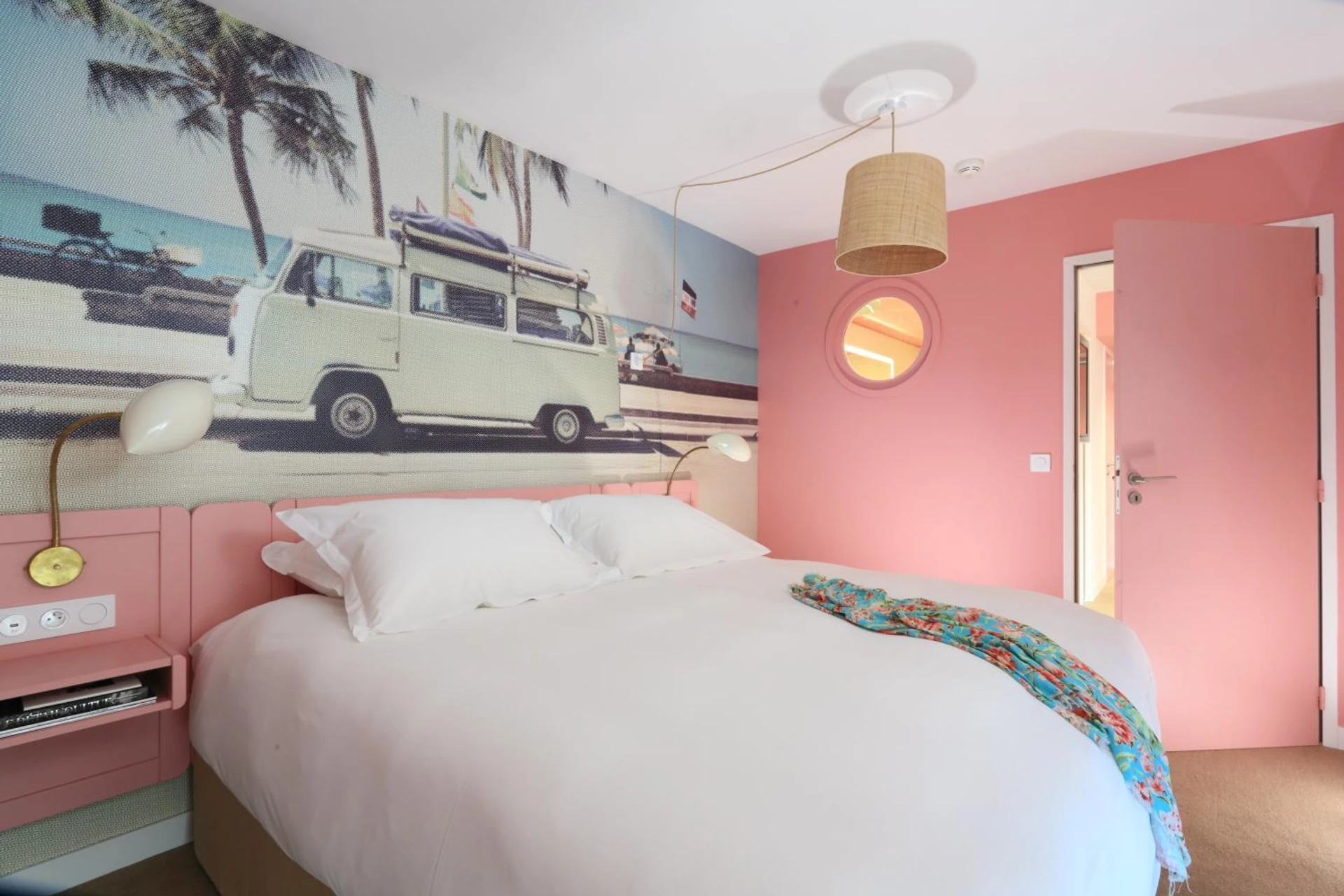 Chambre disponible pour un séminaire d'entreprise à Hotel Casarose - Cannes Mandelieu - Mandelieu-la-Napoule
