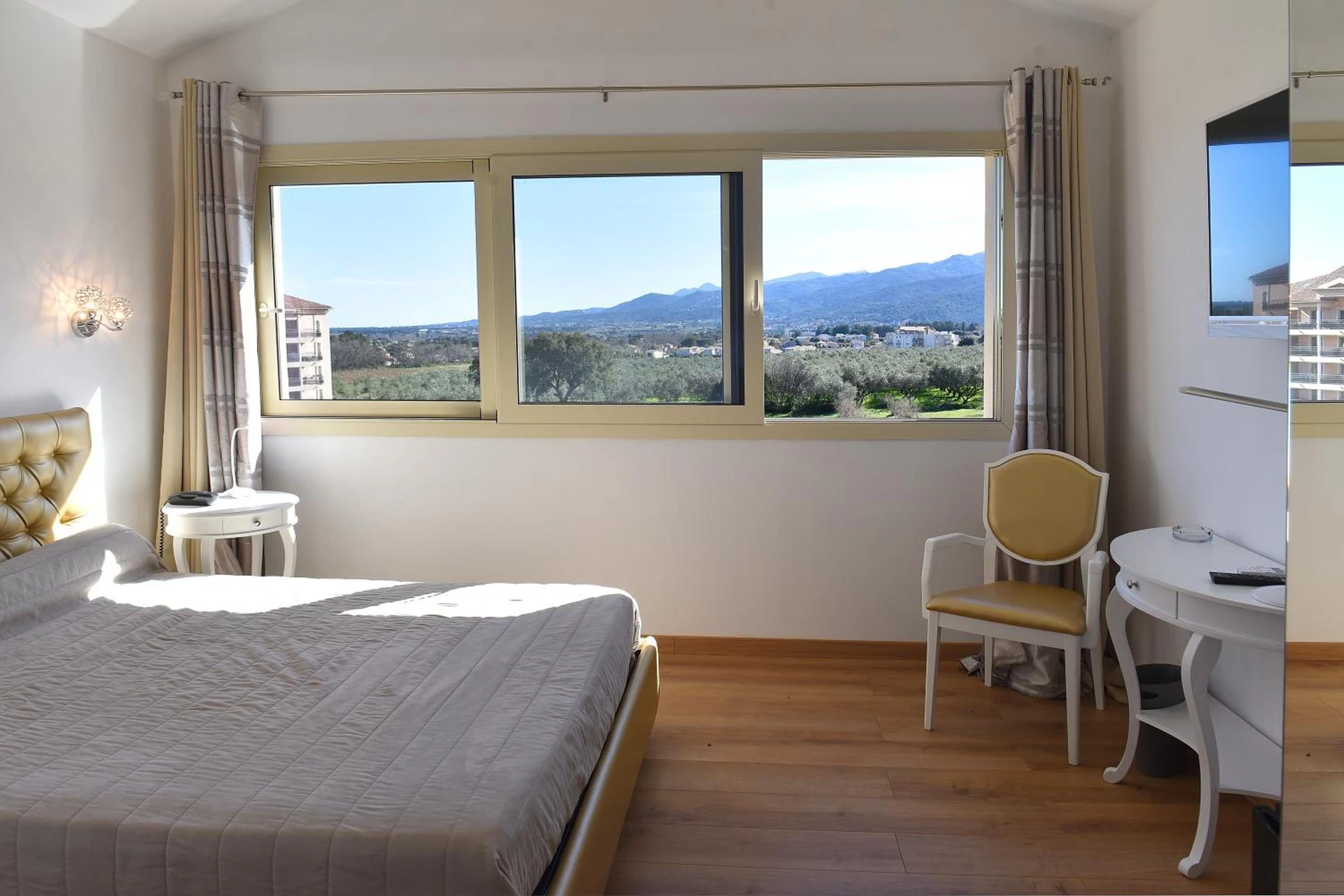 Chambre disponible pour un séminaire d'entreprise à Castellu Rossu - Lucciana