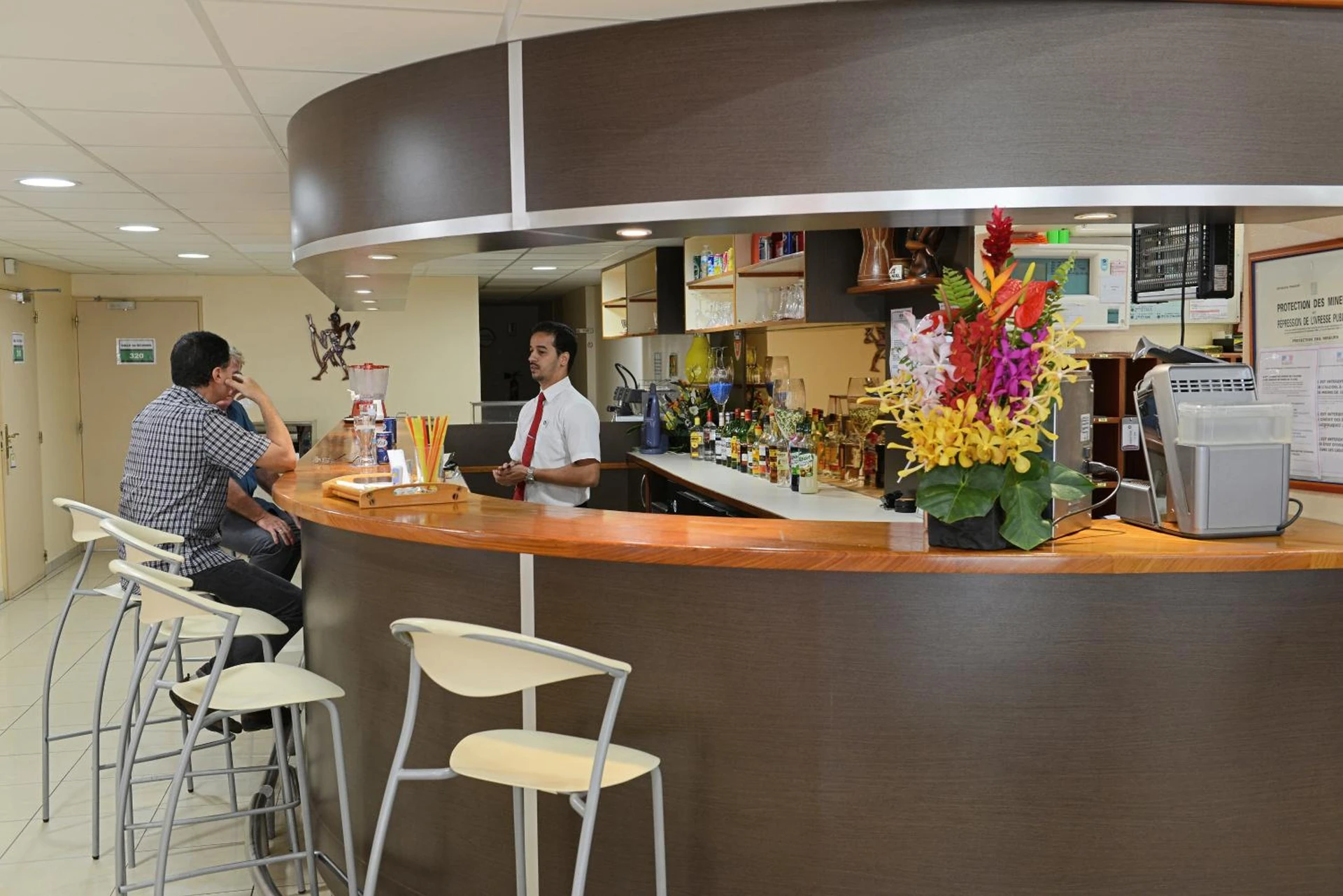 Lieu convivial pour un séminaire d'entreprise à Central Hotel Cayenne - Cayenne - En savoir plus 