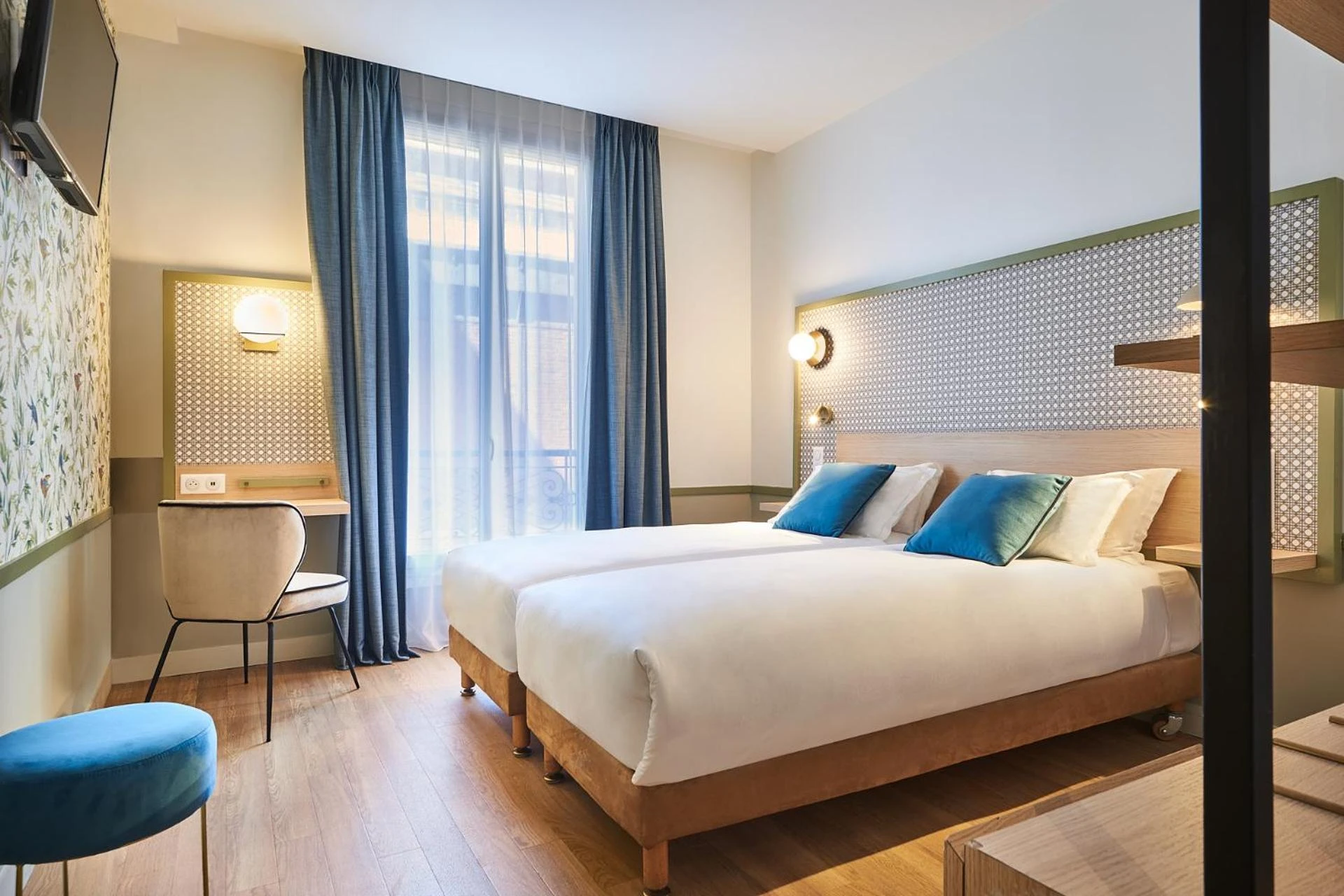 Chambre disponible pour un séminaire d'entreprise à Hotel Cervantes by Happyculture - Paris