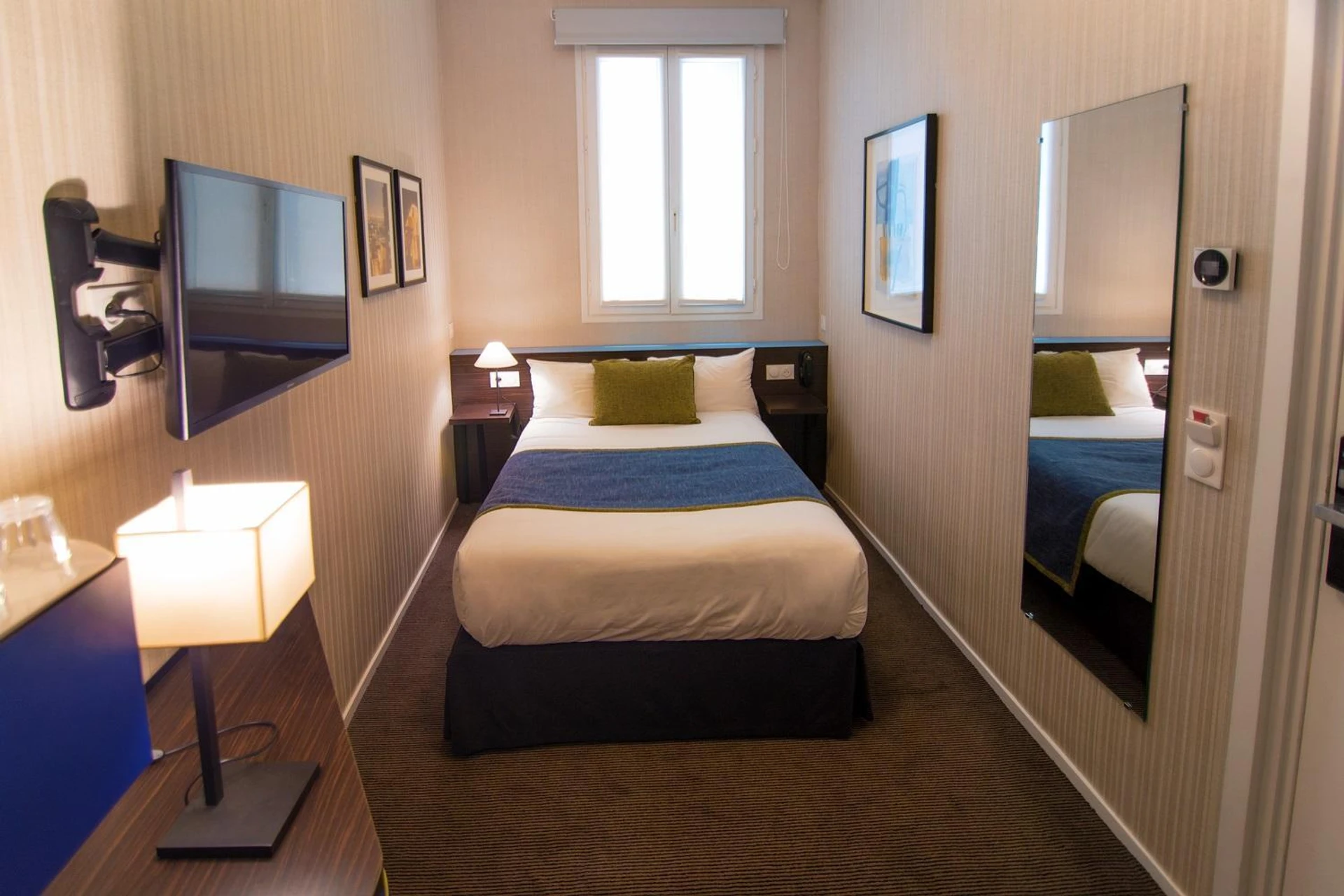 Chambre disponible pour un séminaire d'entreprise à Hôtel Charing Cross - Paris