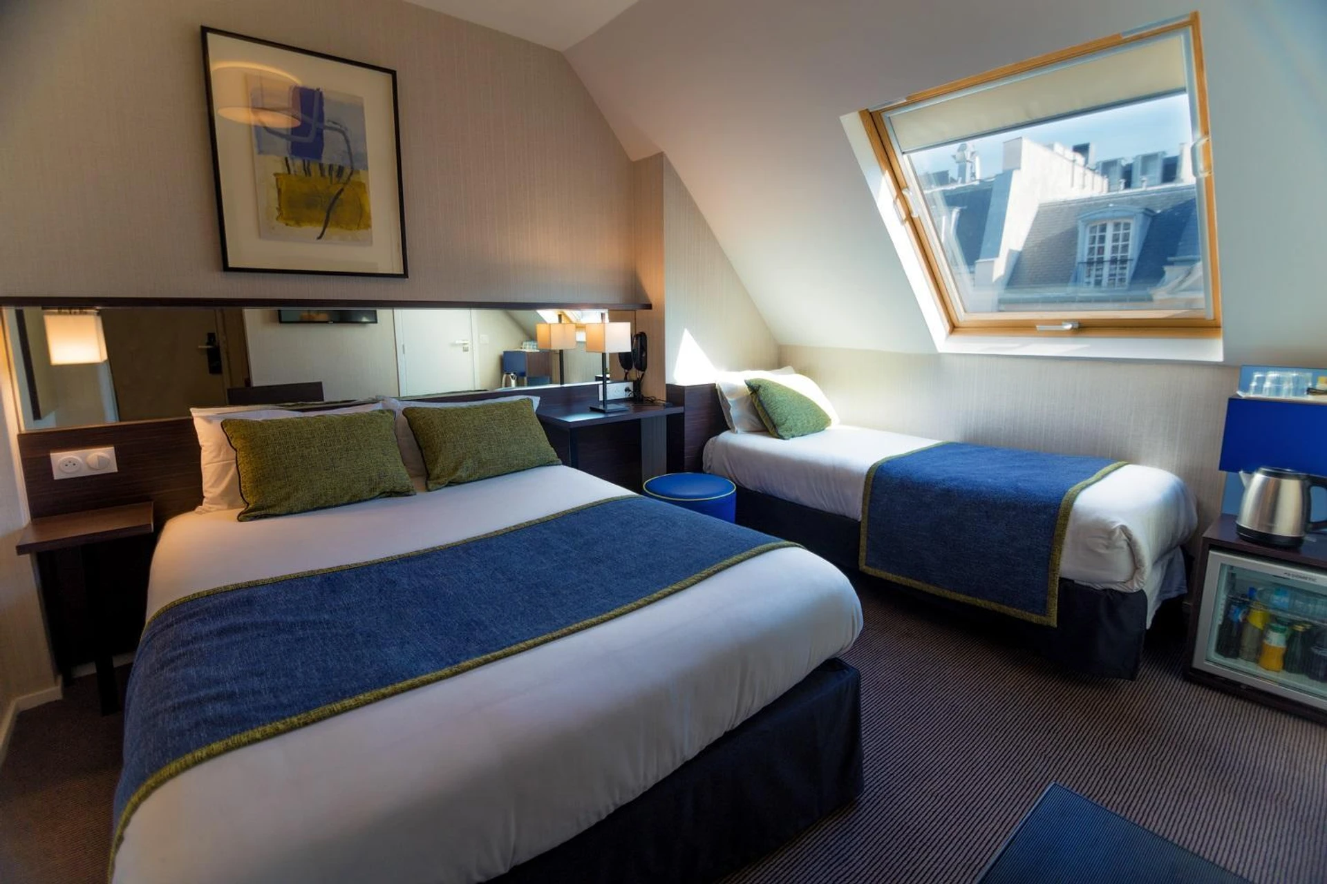 Chambre disponible pour un séminaire d'entreprise à Hôtel Charing Cross - Paris