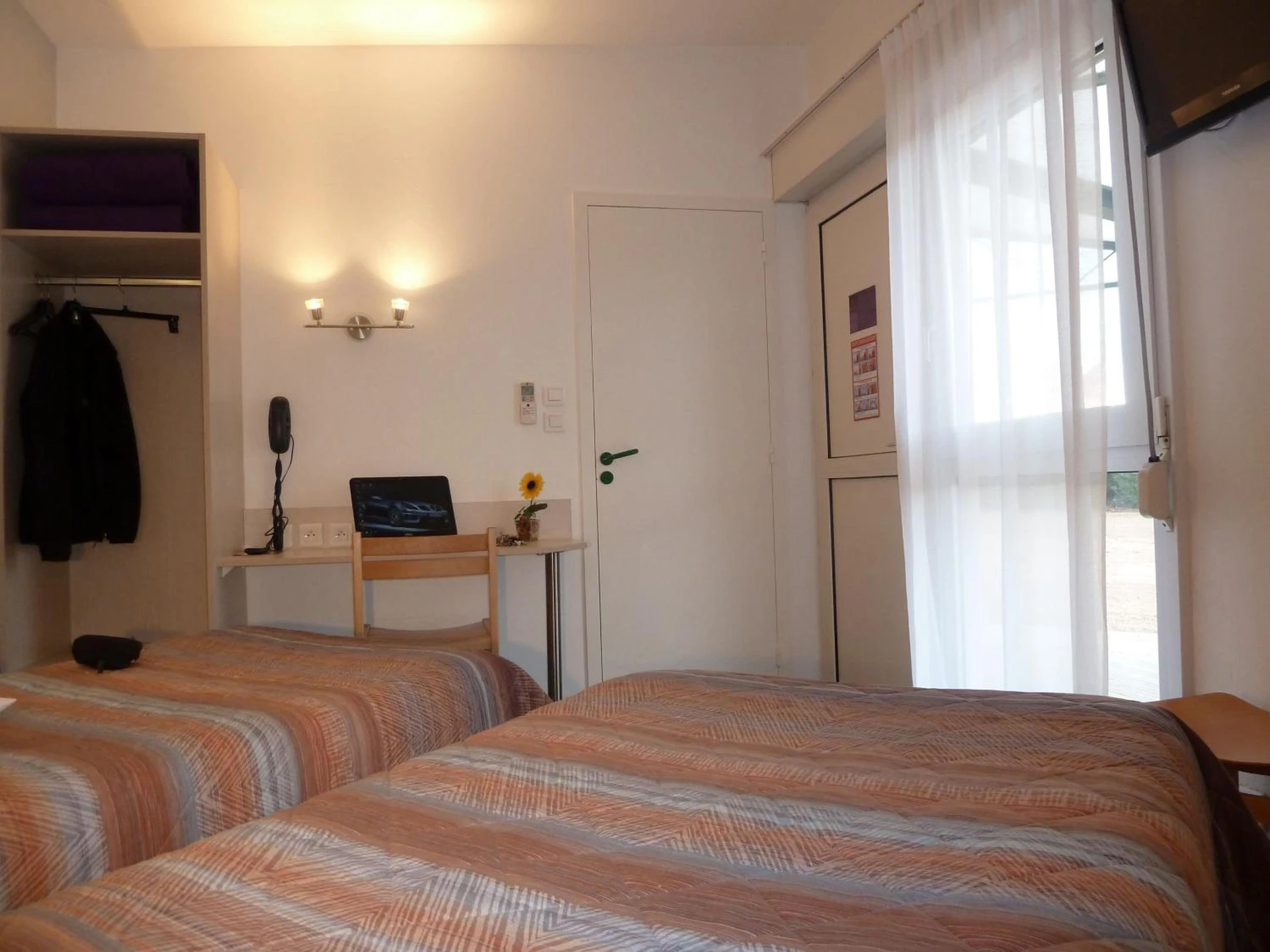 Chambre disponible pour un séminaire d'entreprise à Charme Hotel en Beaujolais - Belleville-sur-Saône