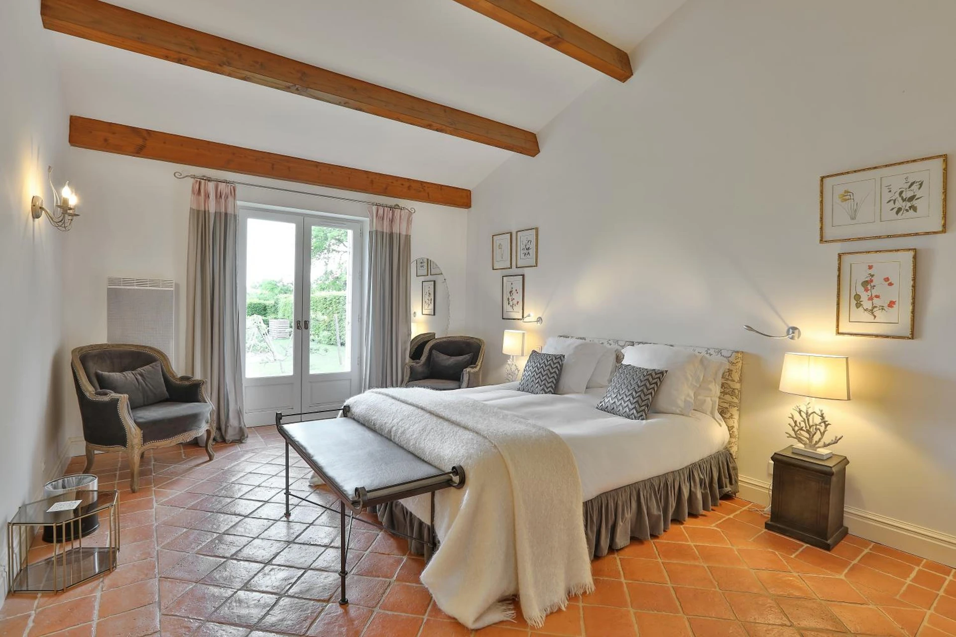 Magnifique chambre pour un séminaire d'entreprise à La Chartreuse du Bignac - Teritoria - Saint-Nexans
