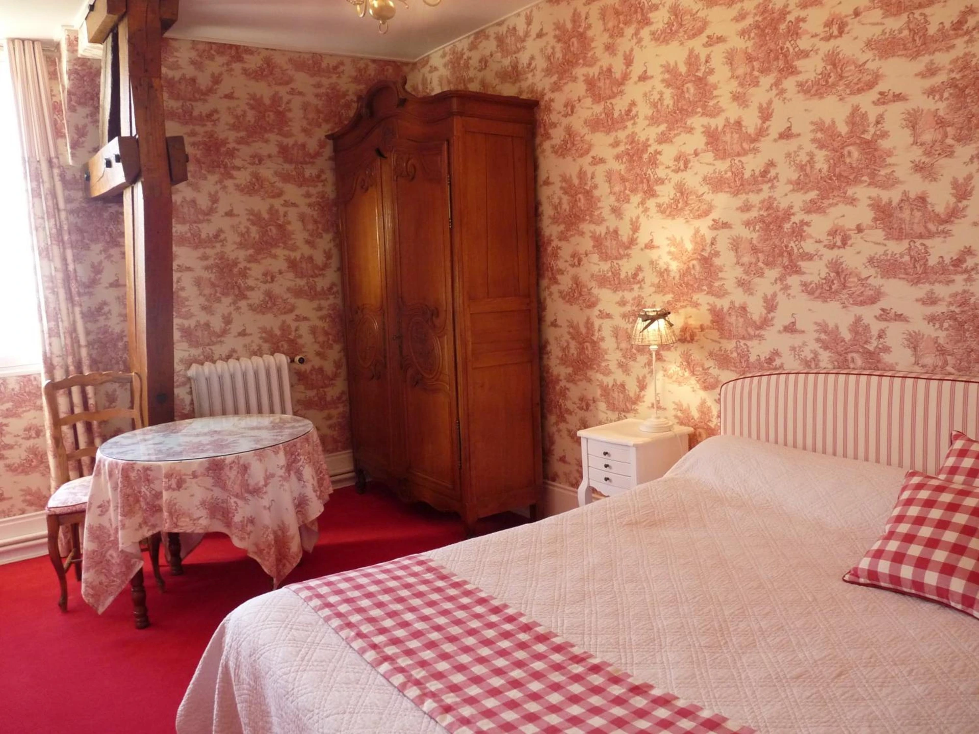 Chambre disponible pour un séminaire d'entreprise à Château de la Râpée Hôtel restaurant - Bazincourt-sur-Epte