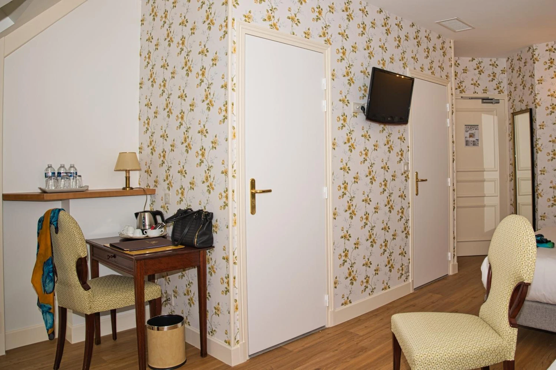 Chambre disponible pour un séminaire d'entreprise à Chateau de la Rozelle - Cellettes