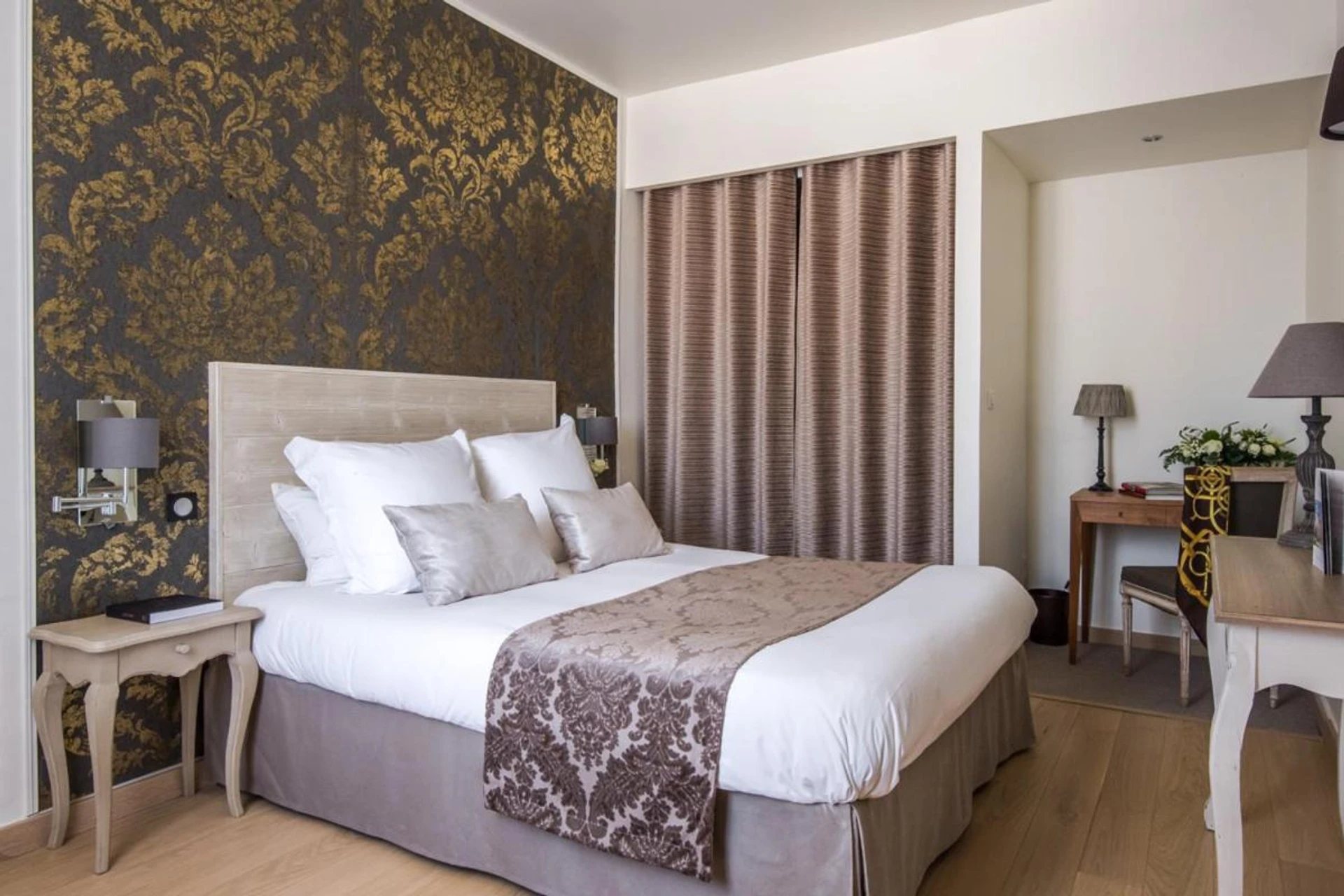 Chambre disponible pour un séminaire d'entreprise à Château De Massillan - Uchaux
