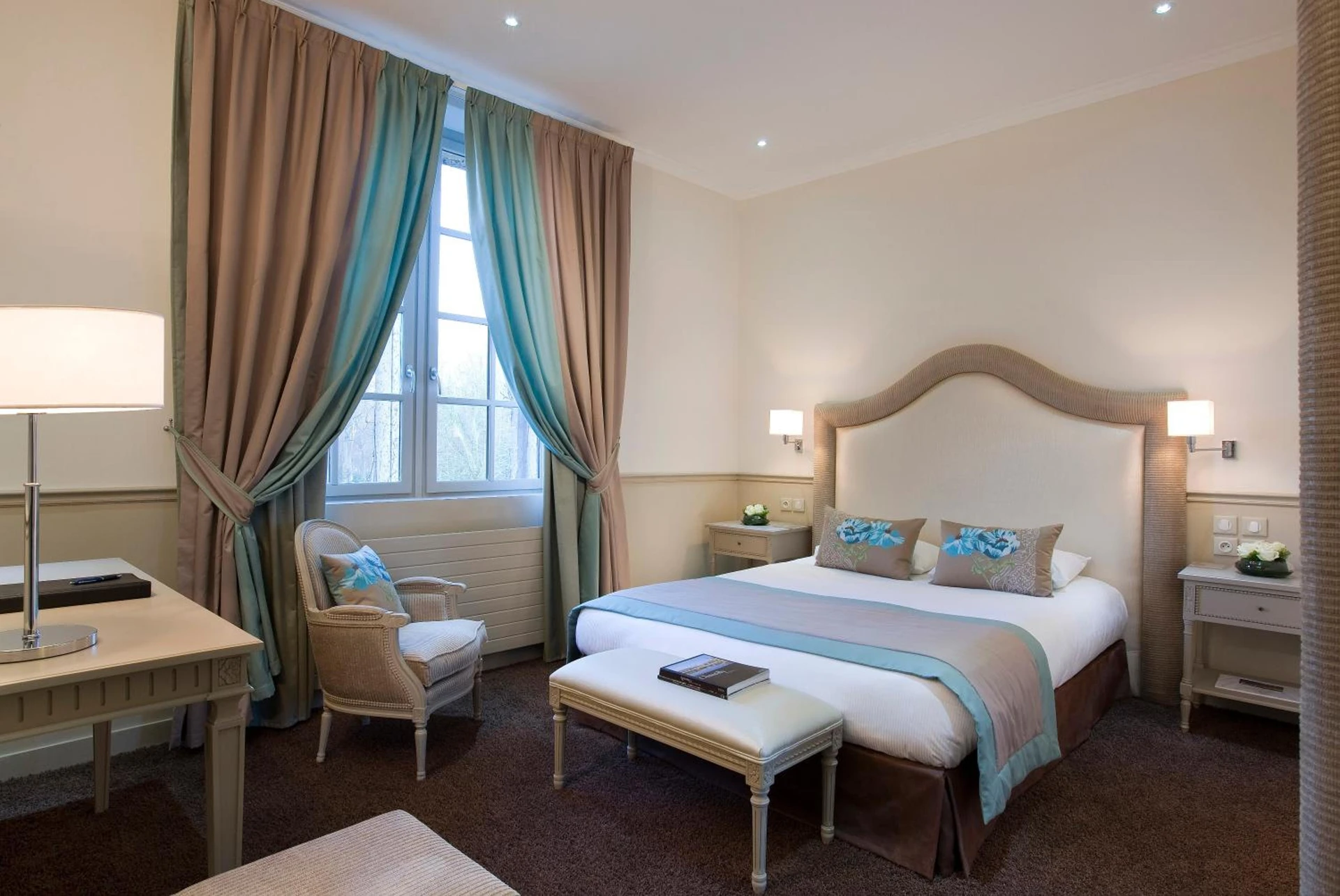 Chambre disponible pour un séminaire d'entreprise à Chateau de Montvillargenne - Gouvieux