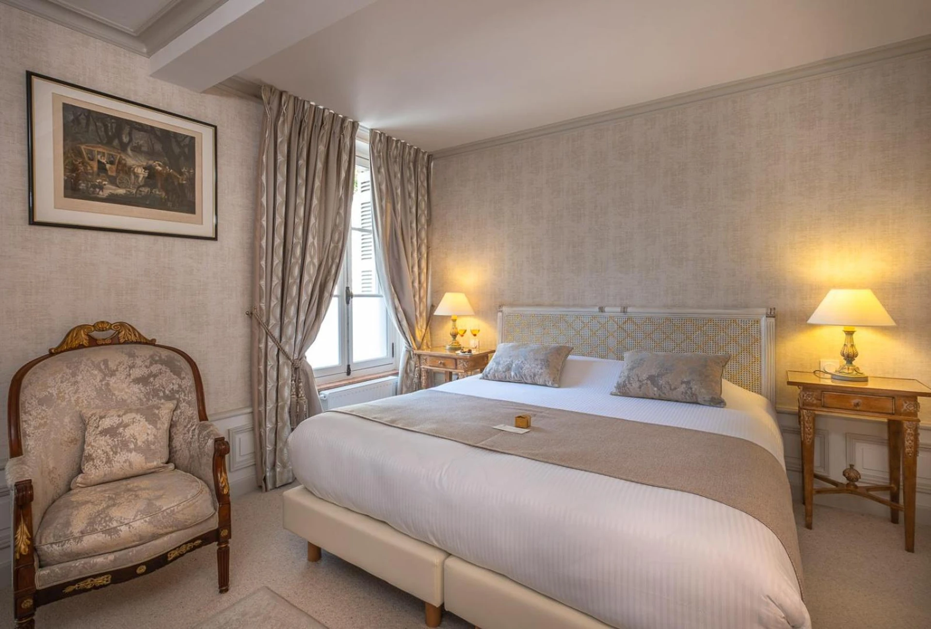 Chambre disponible pour un séminaire d'entreprise à Chateau De Rochecotte - Saint-Patrice