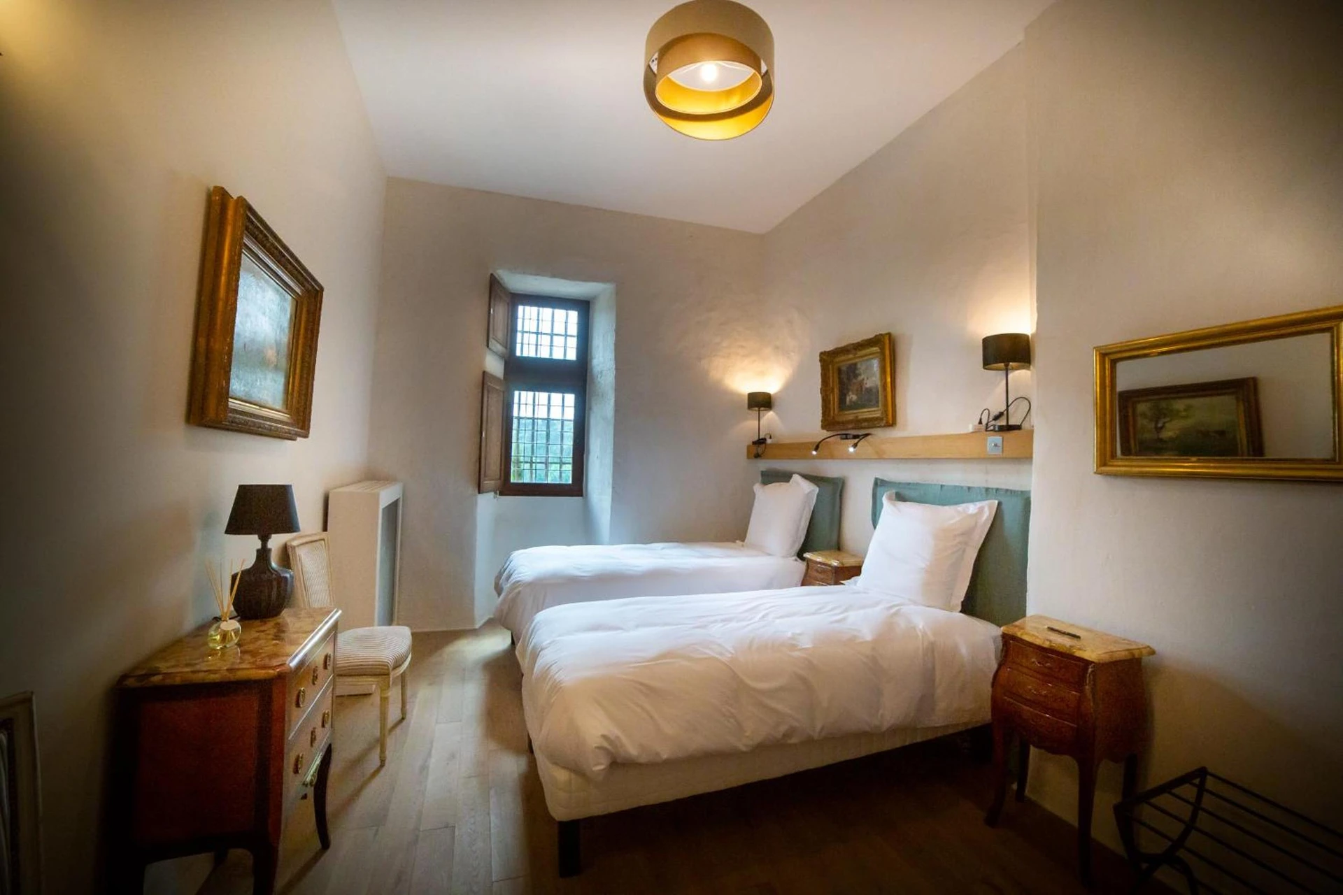 Chambre disponible pour un séminaire d'entreprise à Château de Saint Vidal - Saint-Vidal