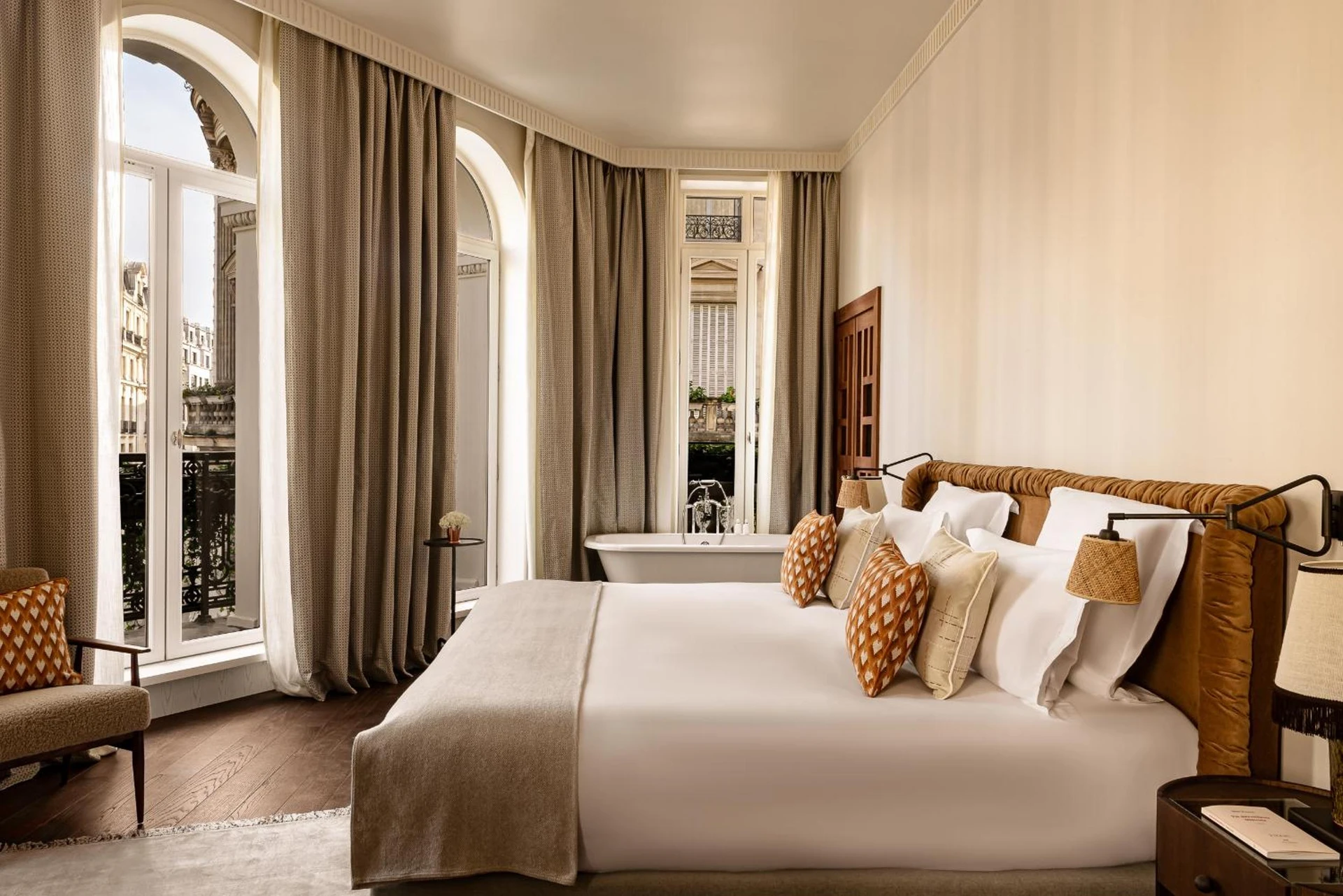 Chambre à Château des Fleurs Hôtel & Spa Paris - Organiser un séminaire d'entreprise à Paris
