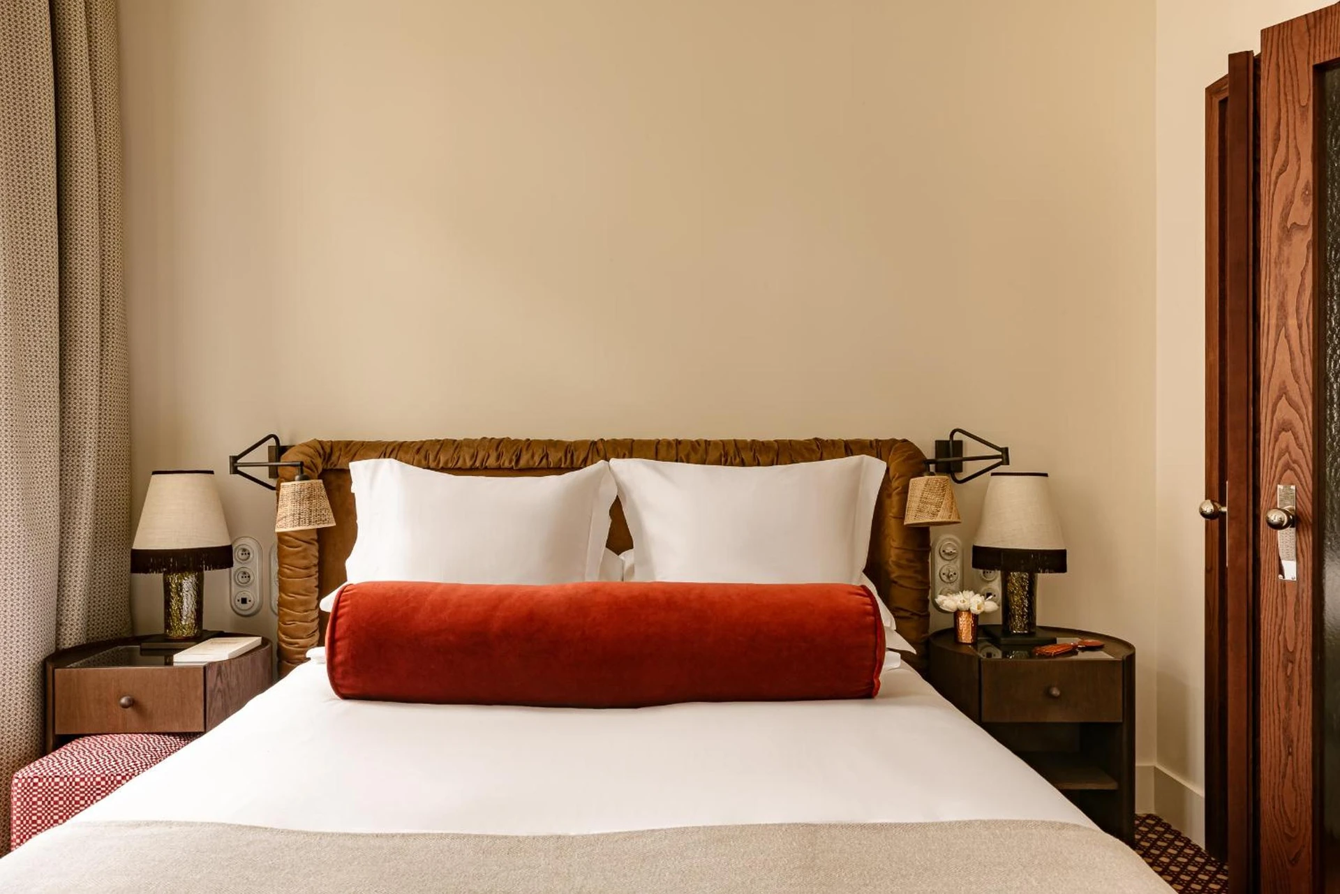 Chambre disponible pour un séminaire d'entreprise à Château des Fleurs Hôtel & Spa Paris - Paris