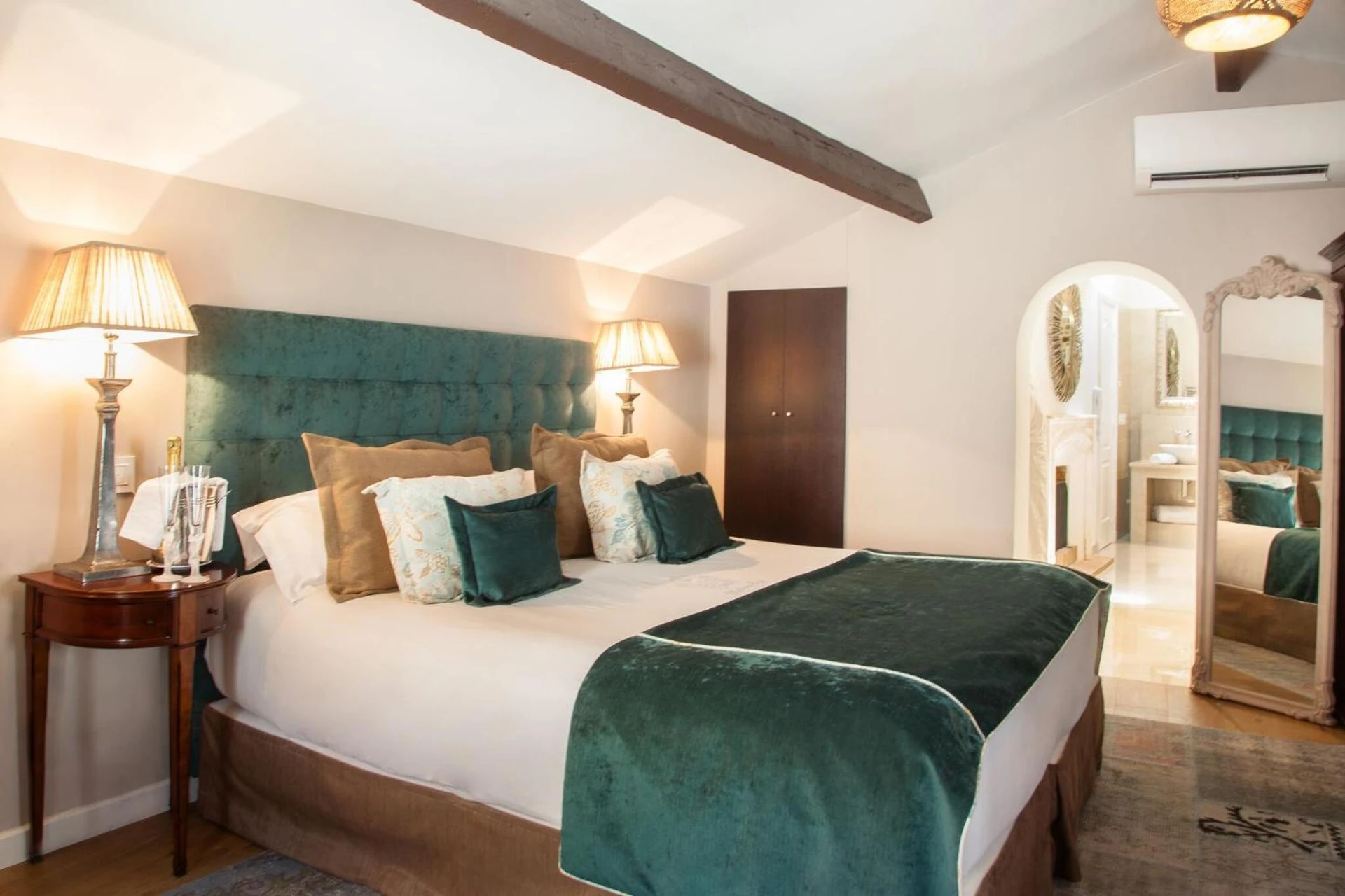 Chambre disponible pour un séminaire d'entreprise à Chateau Eza - Èze