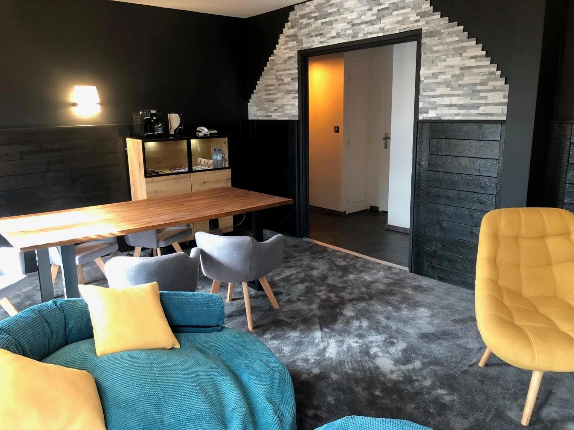 Chambre disponible pour un séminaire d'entreprise à Logis Hôtel et Spa Chez Camillou - Aumont-Aubrac