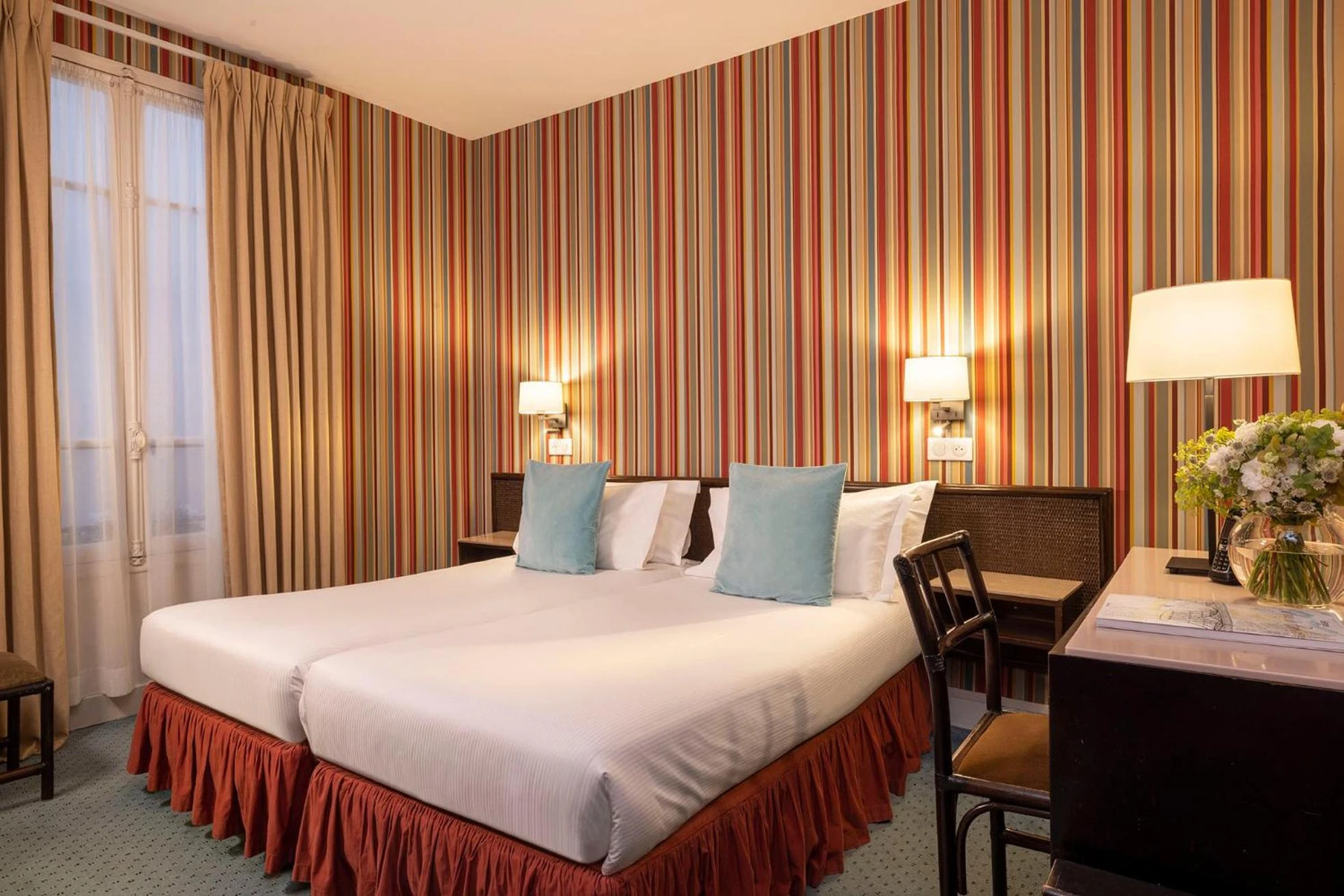 Chambre disponible pour un séminaire d'entreprise à Hotel Clément - Paris