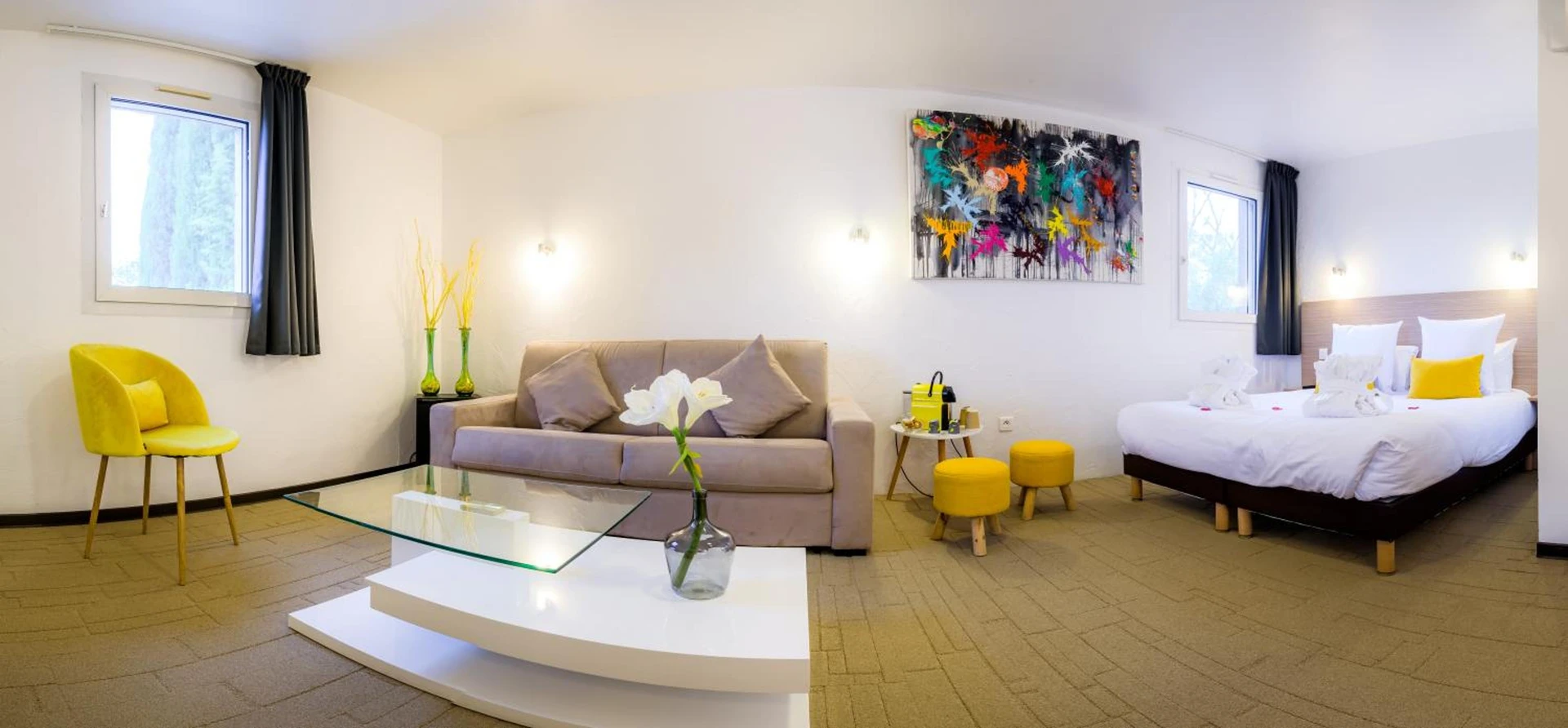 Chambre disponible pour un séminaire d'entreprise à Hôtel Restaurant Le Clos Fleuri - Castelnaudary