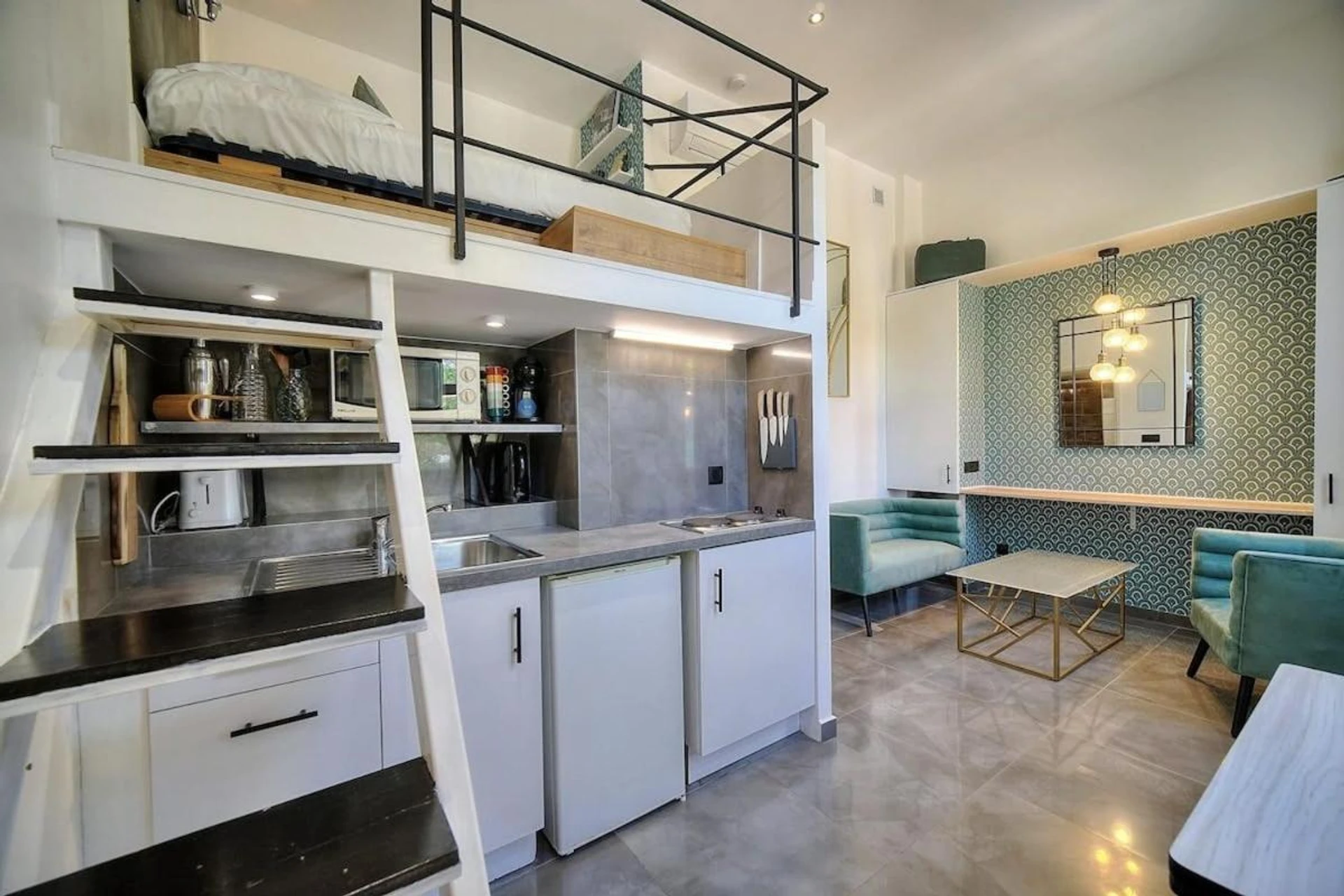 Chambre à Studio Colette mezzanine - 500m FROM THE BEACH - Organiser un séminaire d'entreprise à Cannes