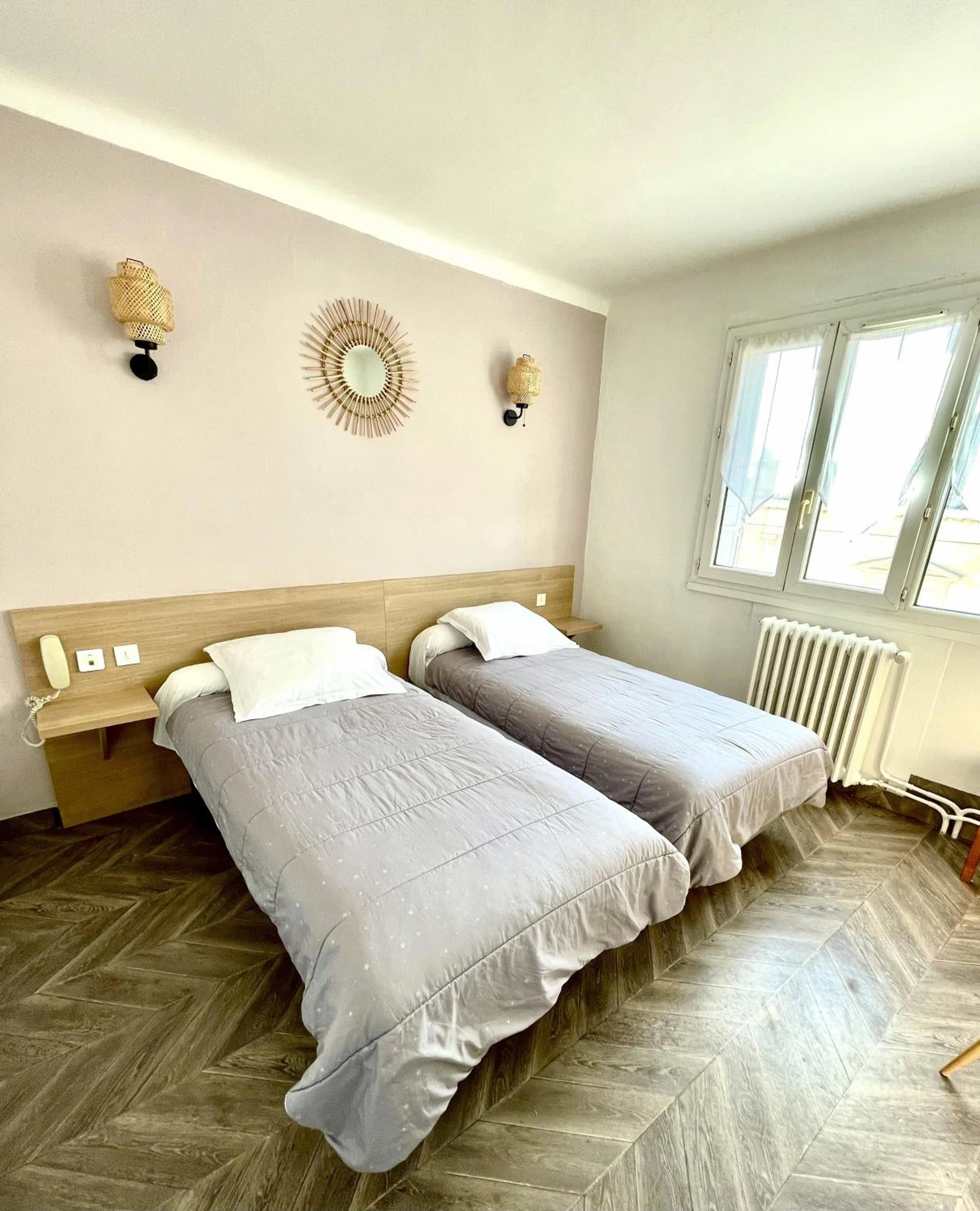 Chambre disponible pour un séminaire d'entreprise à Hôtel Colisée-Verdun Centre Gare Saint-Roch - Montpellier