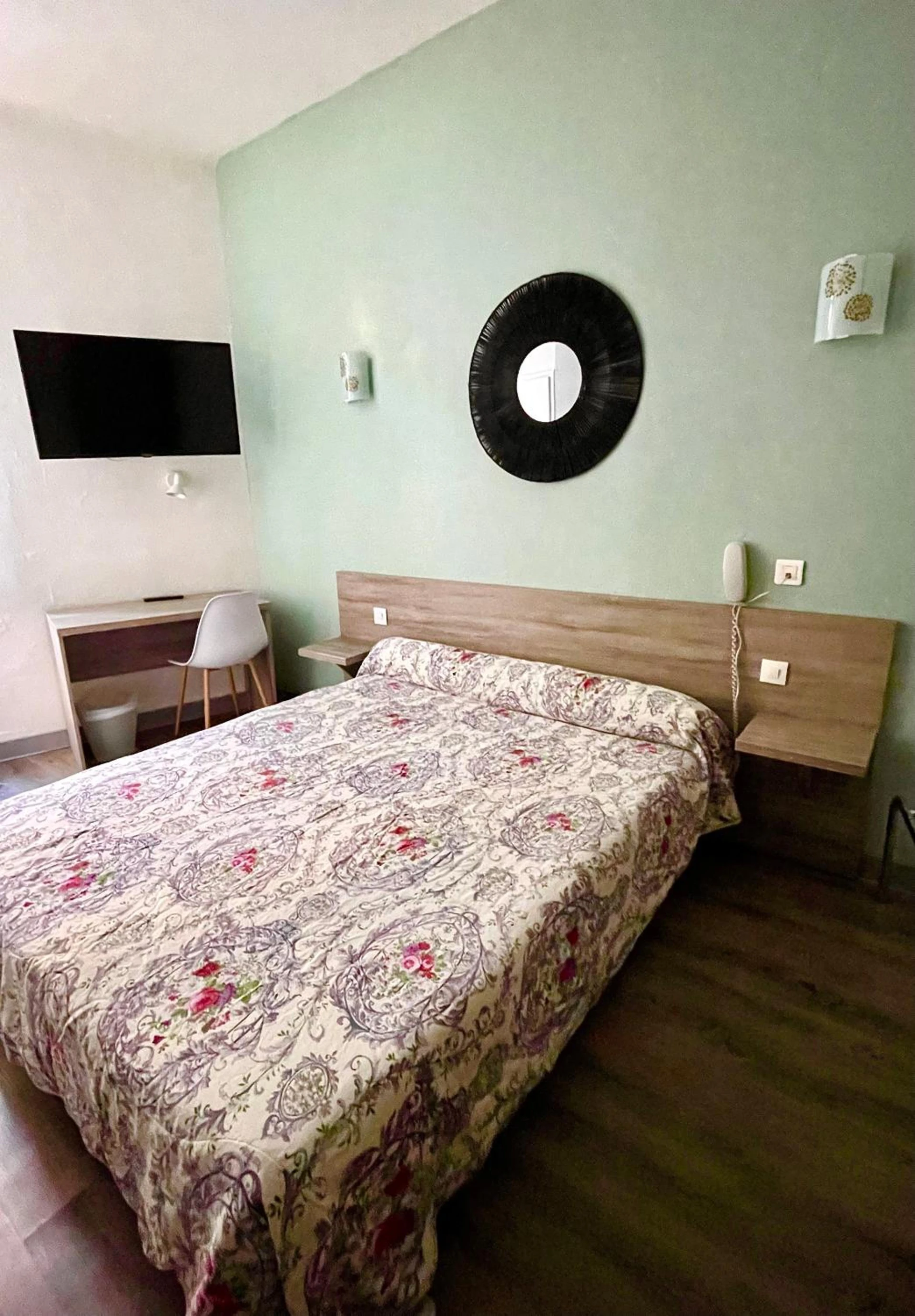 Chambre disponible pour un séminaire d'entreprise à Hôtel Colisée-Verdun Centre Gare Saint-Roch - Montpellier