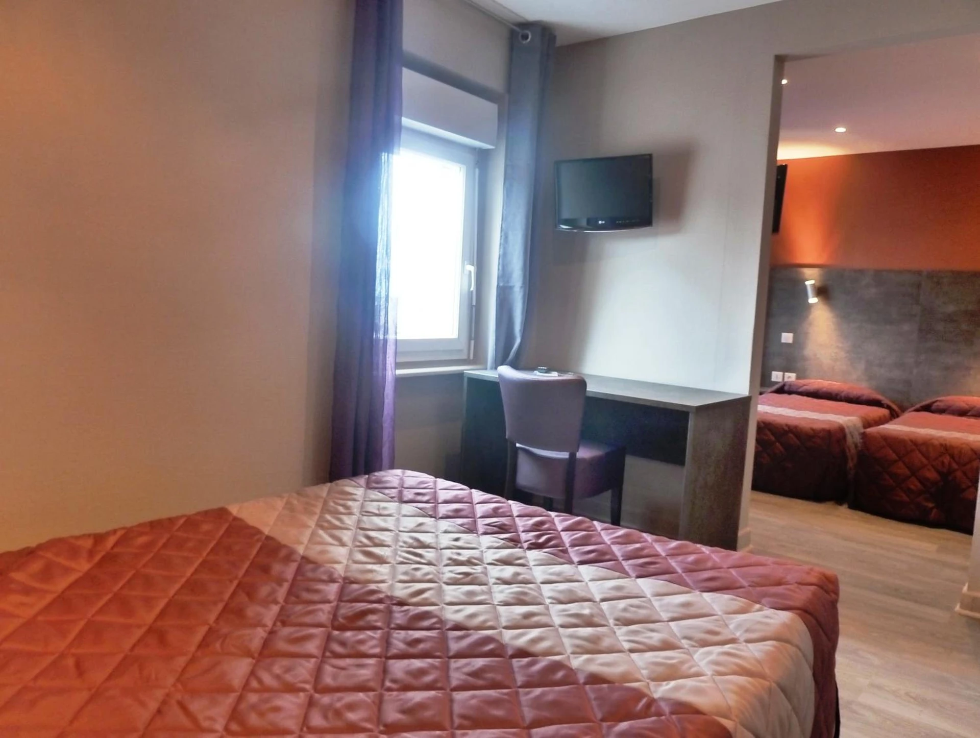 Magnifique chambre pour un séminaire d'entreprise à Hôtel Concorde - Rodez Centre Ville - Rodez