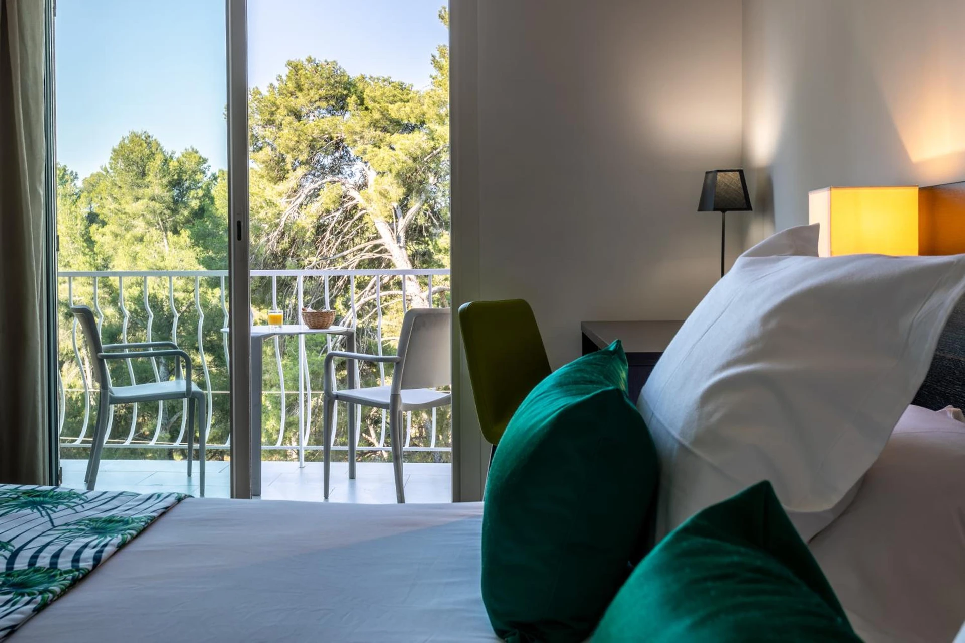 Chambre disponible pour un séminaire d'entreprise à Hôtel Corniche du Liouquet - La Ciotat