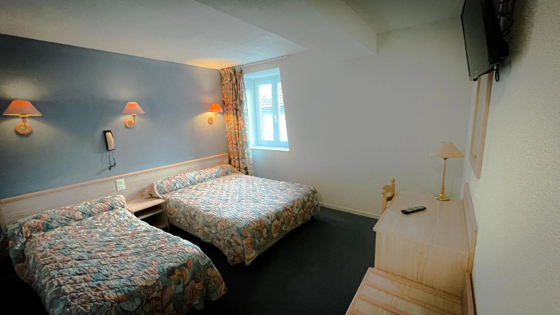 Salle de séminaire à Hotel CÖRONA Lourdes - Organiser un événement professionnel à Lourdes