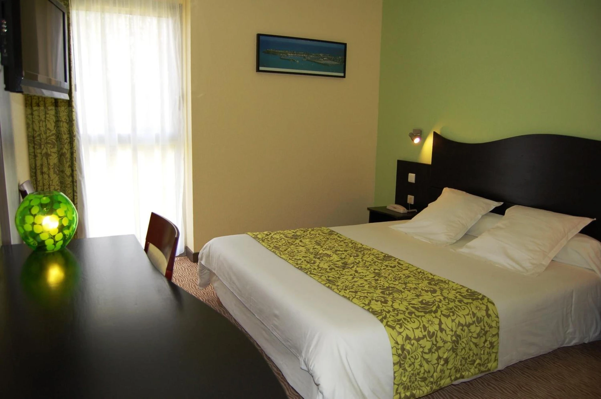 Chambre disponible pour un séminaire d'entreprise à Hôtel Cositel, CIT'HOTEL Coutances - Coutances