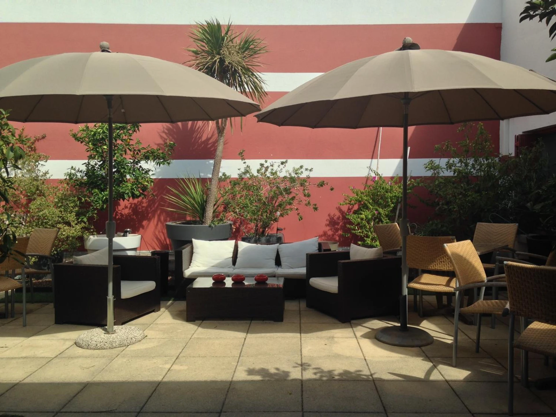 Chambre à Hotel Cote Patio - Organiser un séminaire d'entreprise à Nîmes