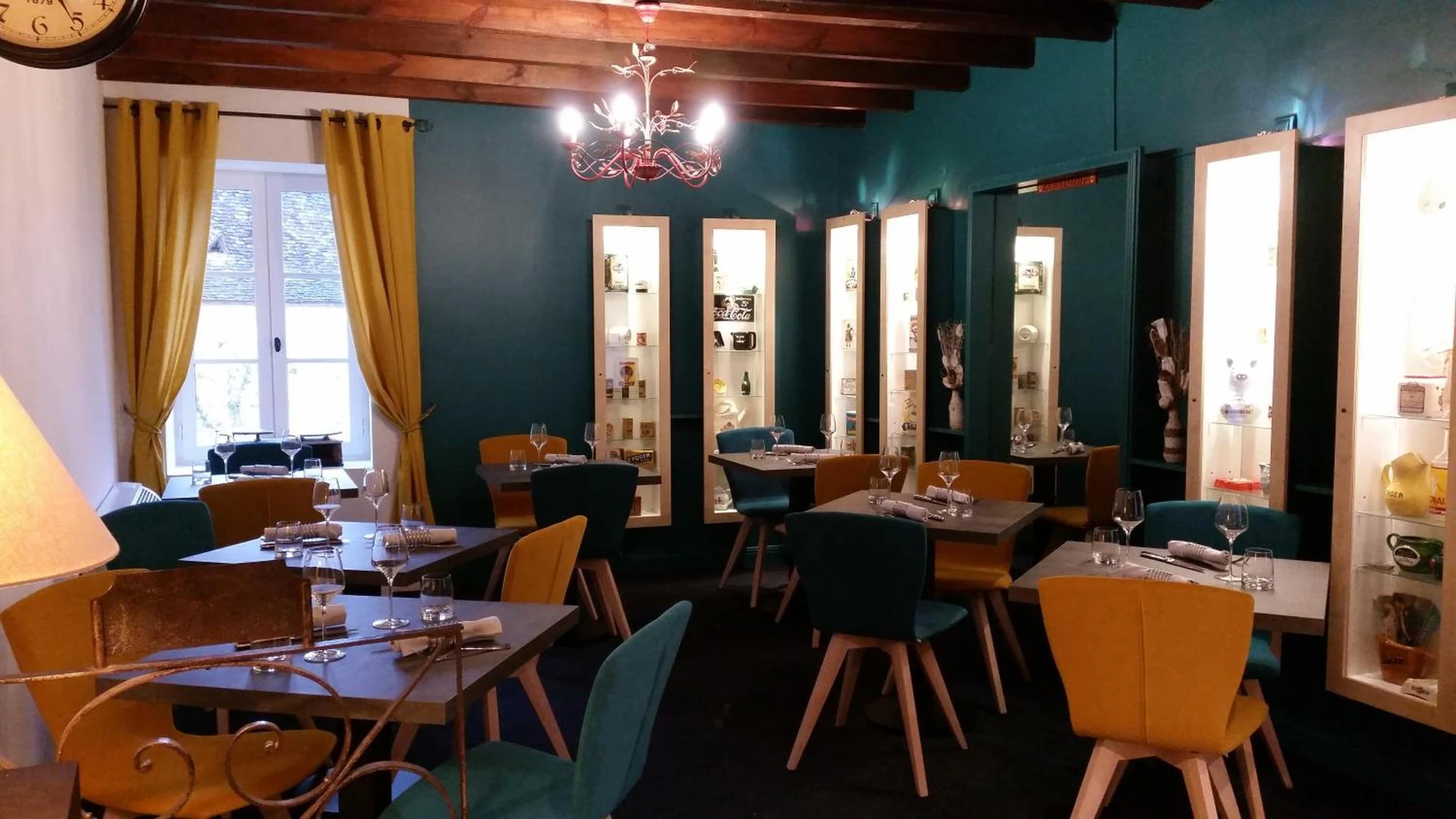 Organiser un séminaire d'entreprise : Hôtel-Restaurant Côté Rivage à badefols-sur-dordogne