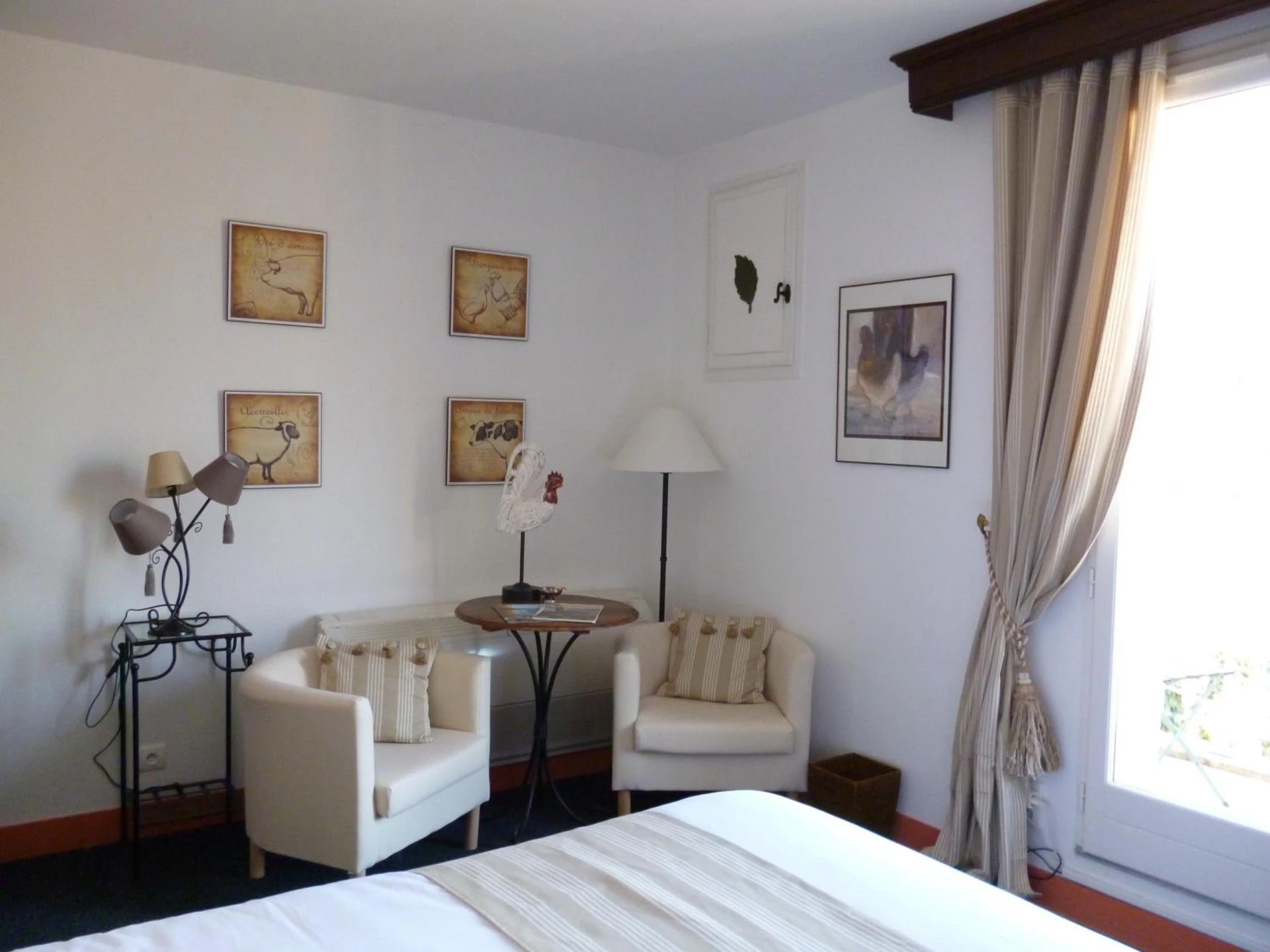 Chambre disponible pour un séminaire d'entreprise à Hôtel-Restaurant Côté Rivage - Badefols-sur-Dordogne