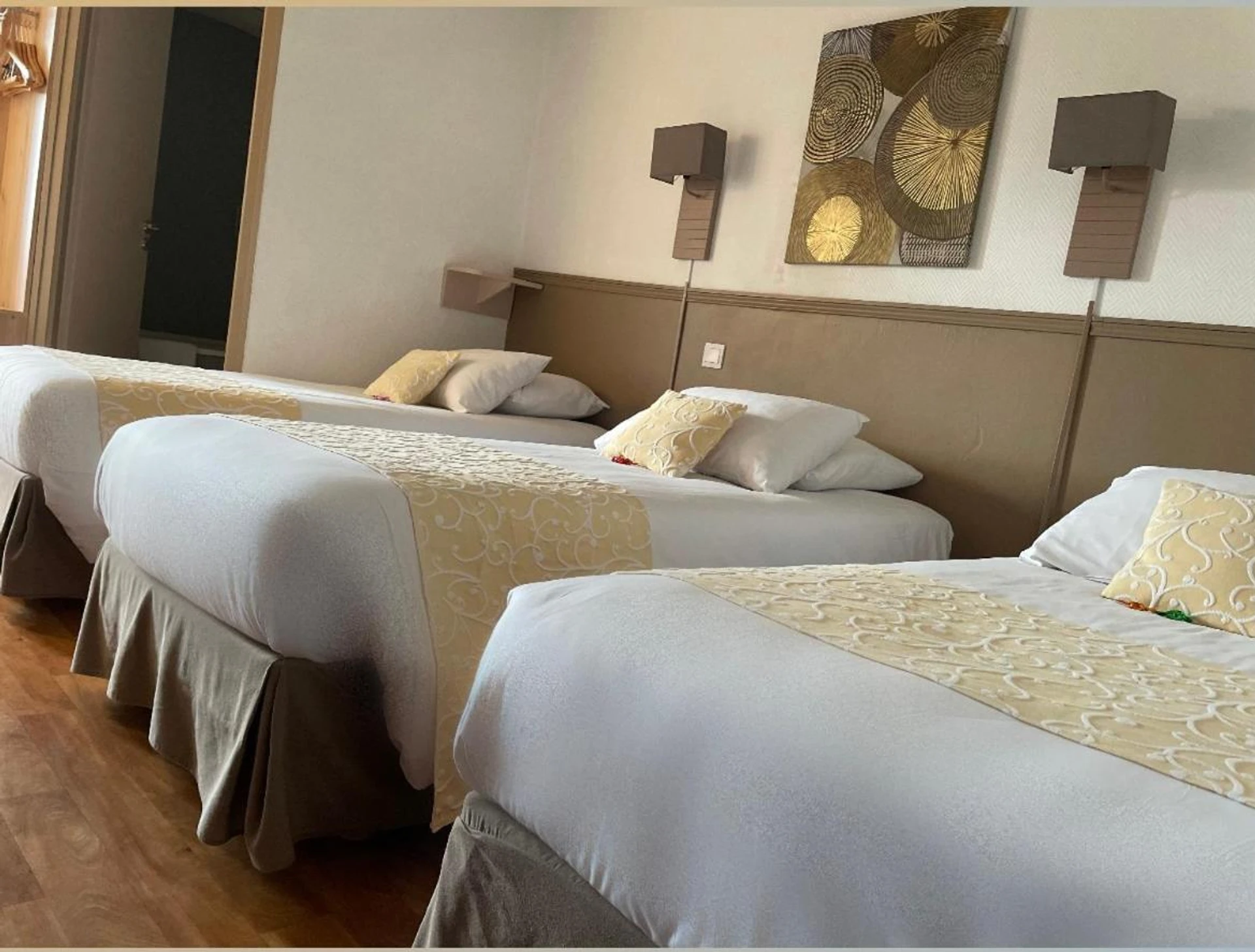 Chambre disponible pour un séminaire d'entreprise à Hôtel Côté Sud Léman - Thonon-les-Bains