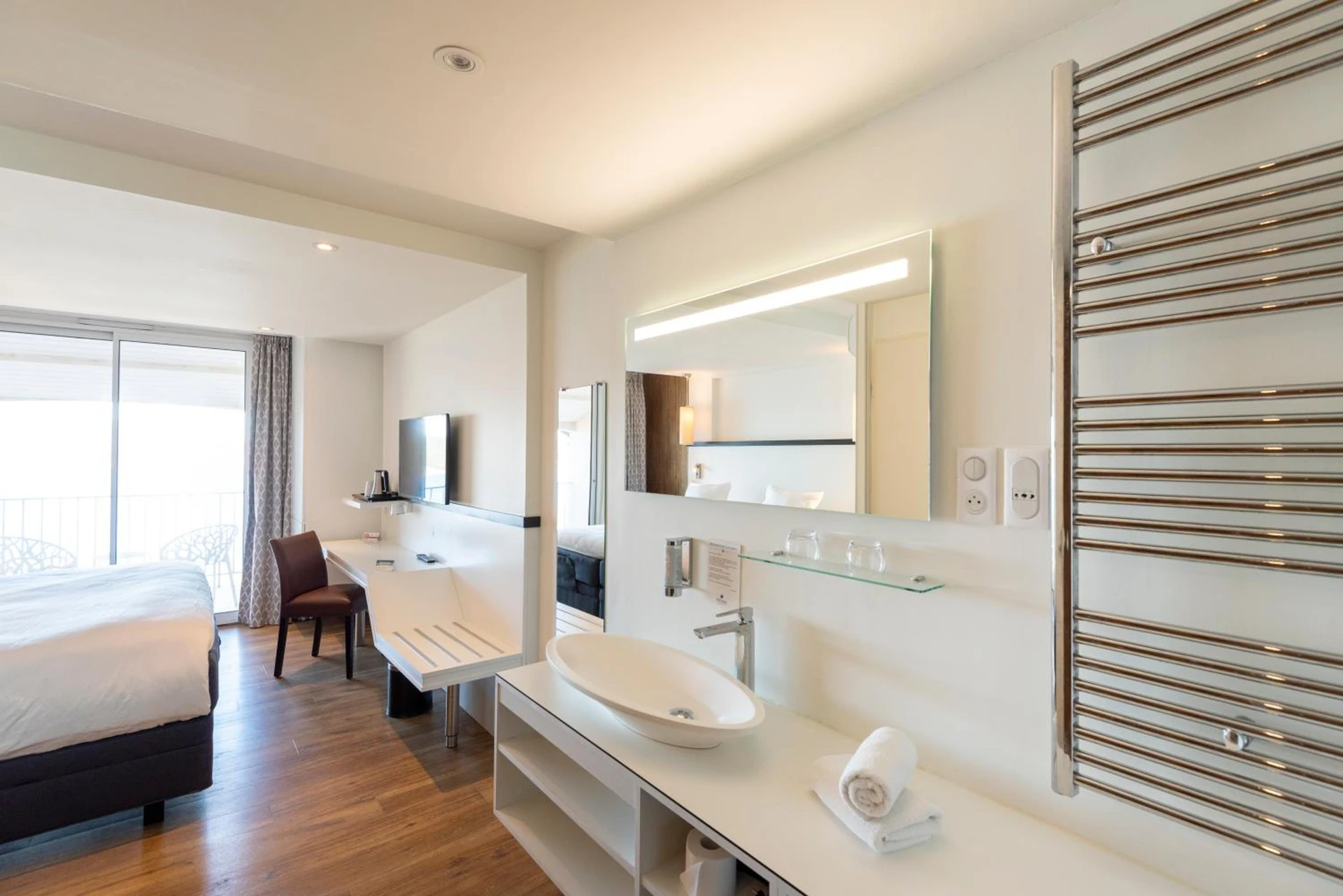 Magnifique chambre pour un séminaire d'entreprise à Côté Thalasso Hôtel & Spa Marin - Banyuls-sur-Mer