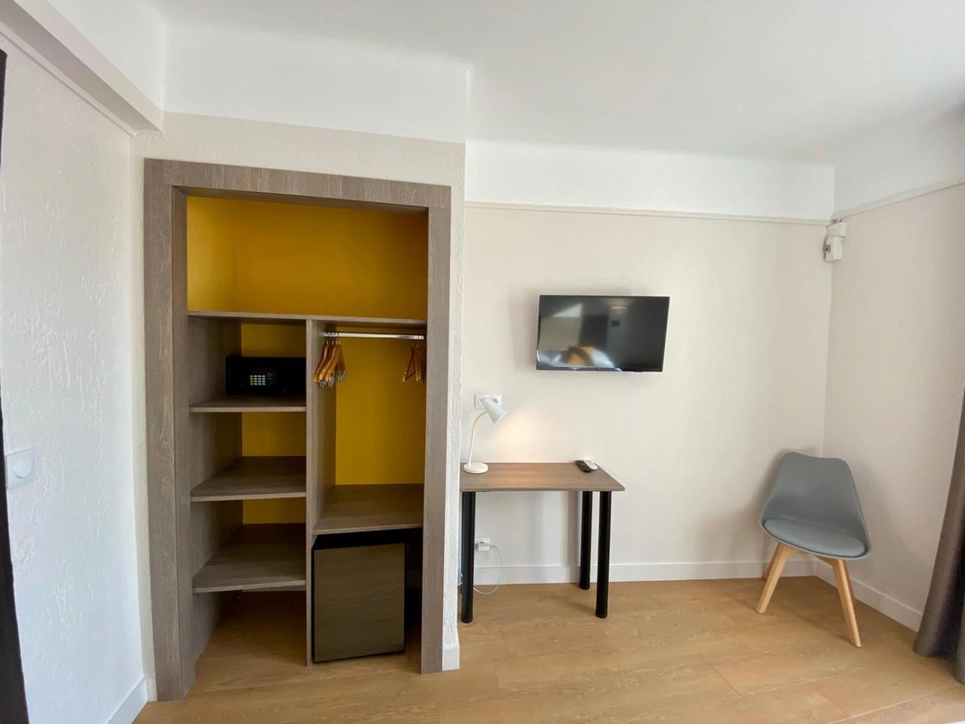 Organiser un séminaire d'entreprise : Hotel Courbet à juan-les-pins