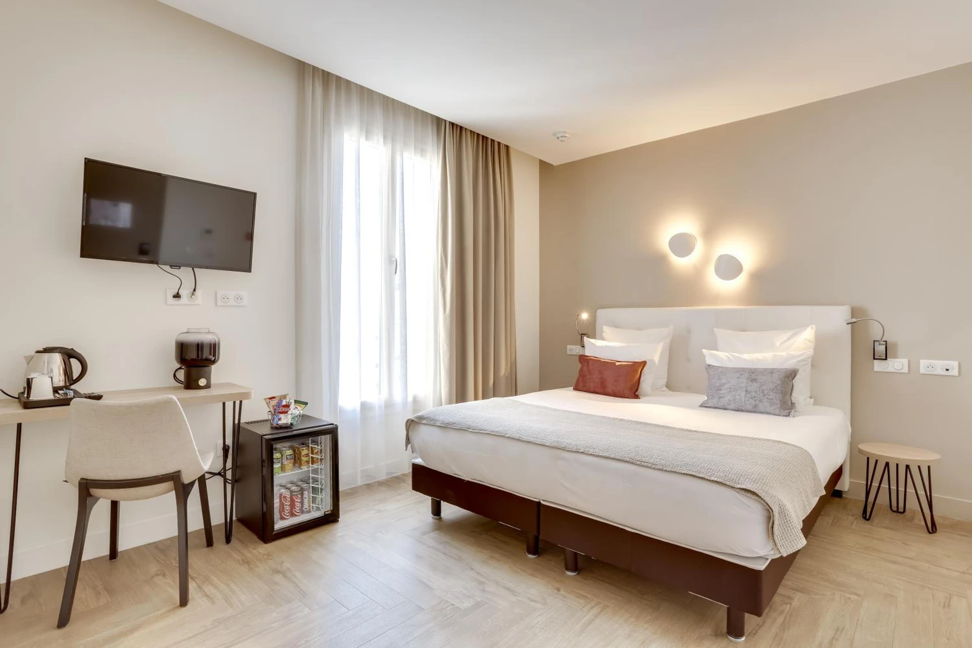 Chambre disponible pour un séminaire d'entreprise à Hotel Courseine - Courbevoie