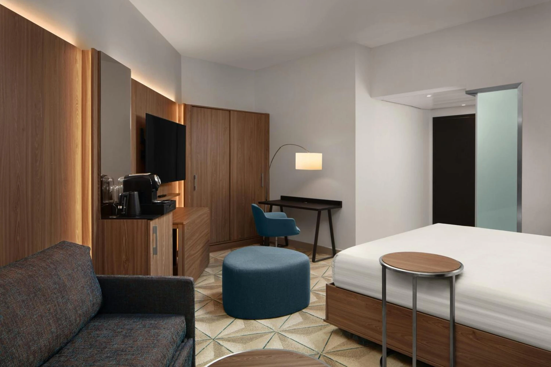 Chambre disponible pour un séminaire d'entreprise à Courtyard by Marriott Paris Porte de Versailles - Issy-les-Moulineaux