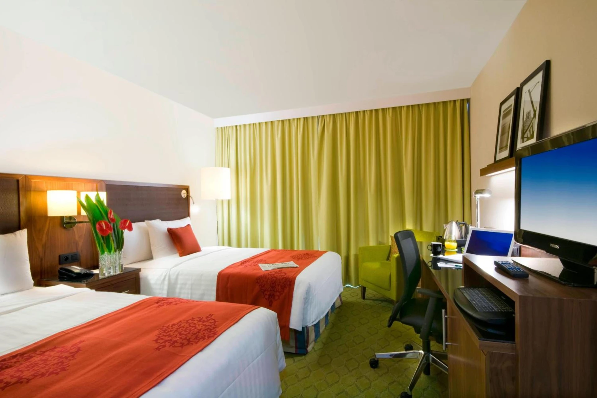 Magnifique chambre pour un séminaire d'entreprise à Courtyard by Marriott Paris Saint Denis - Saint-Denis