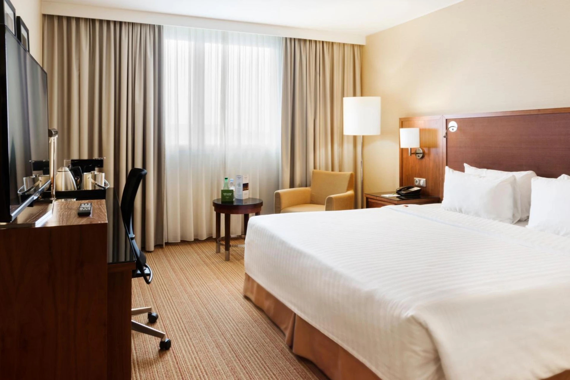 Chambre disponible pour un séminaire d'entreprise à Courtyard by Marriott Toulouse Airport - Toulouse