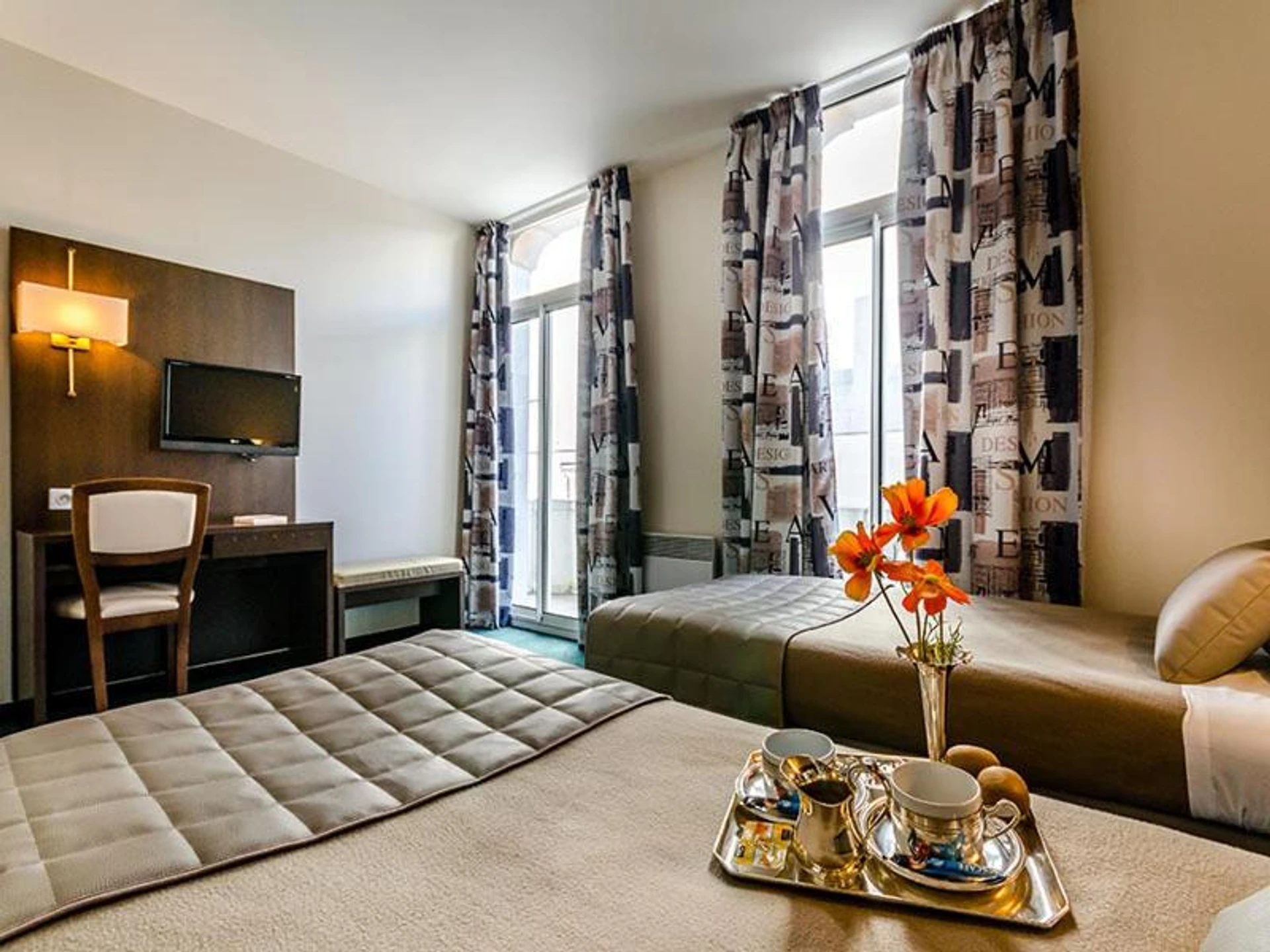 Chambre à Hôtel Croix des Bretons - Lourdes Pyrénées - Organiser un séminaire d'entreprise à Lourdes