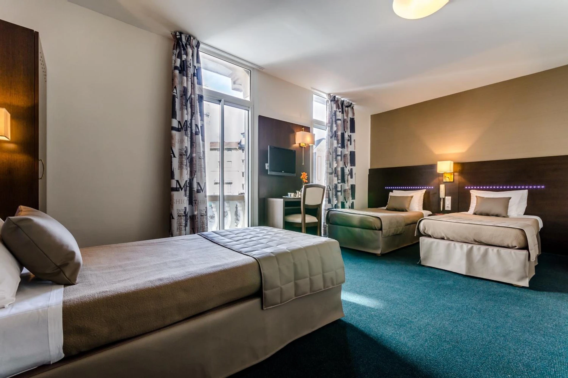 Chambre disponible pour un séminaire d'entreprise à Hôtel Croix des Bretons - Lourdes Pyrénées - Lourdes