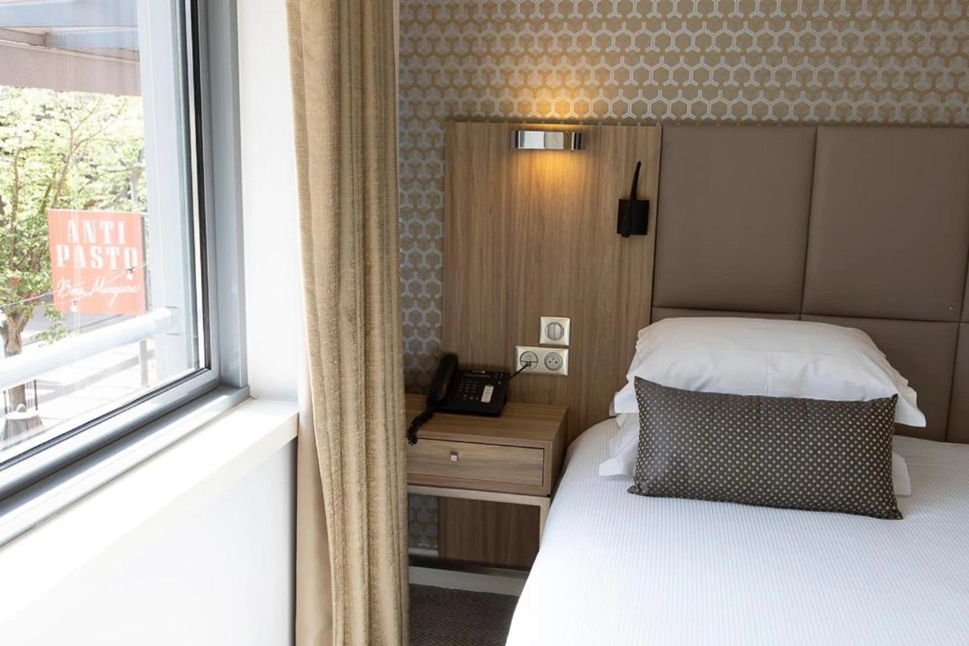 Chambre disponible pour un séminaire d'entreprise à Crowne Plaza Lyon - Cité Internationale - Lyon