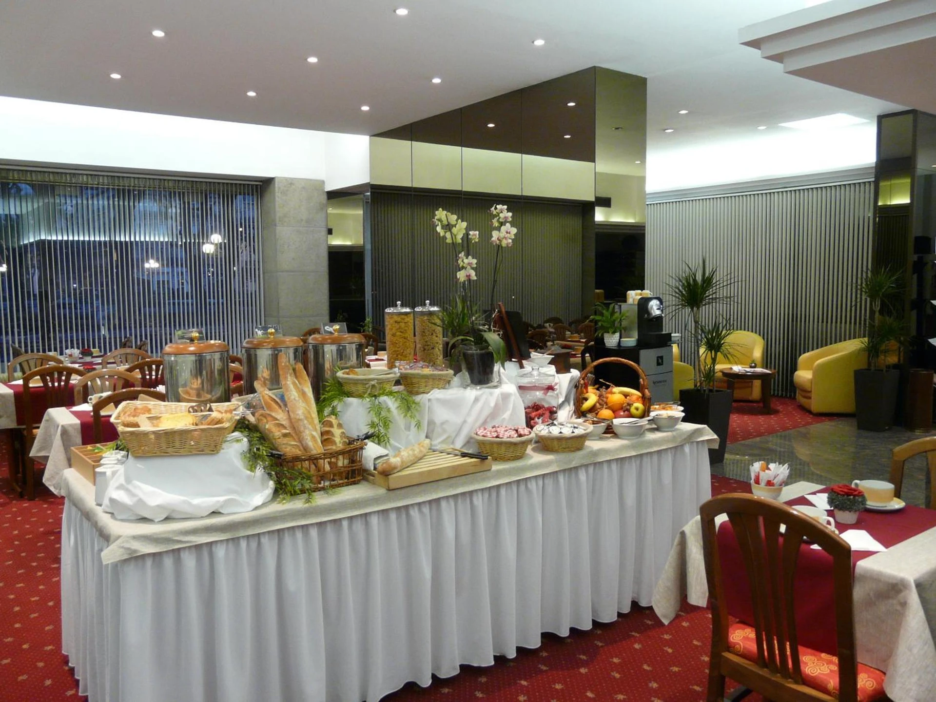 Lieu convivial pour un séminaire d'entreprise à Hôtel d’Angleterre Grenoble Hyper-Centre - Grenoble - En savoir plus 