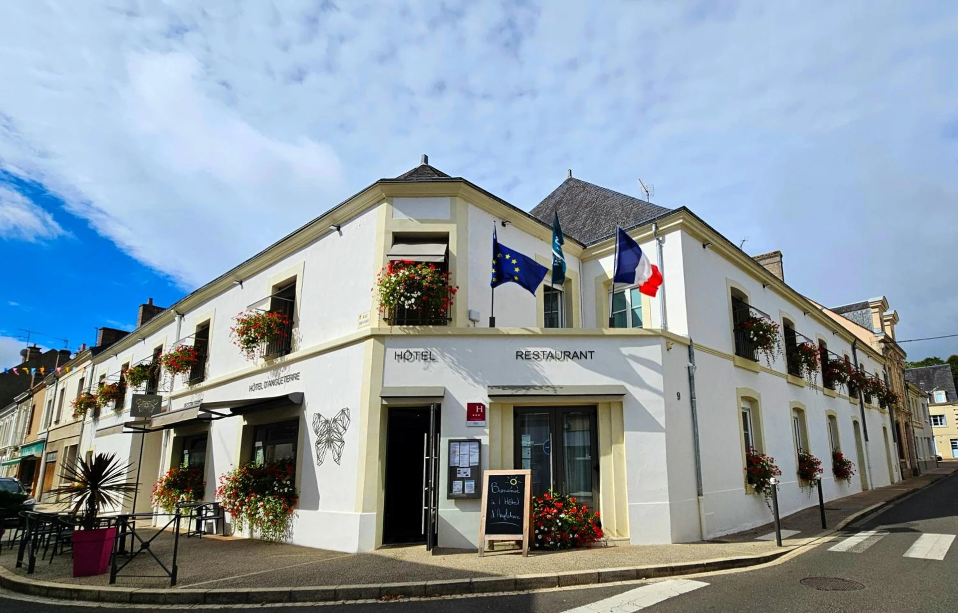 Organiser un séminaire d'entreprise : Logis Hôtel d'Angleterre à saint-calais